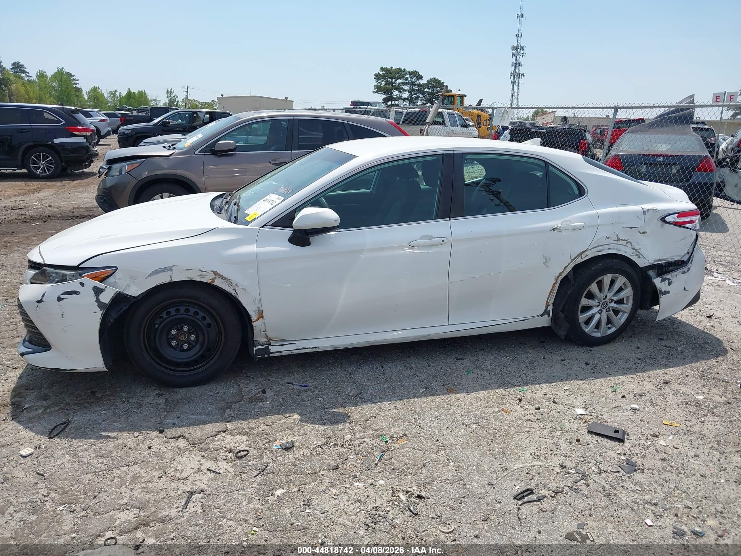TOYOTA CAMRY image 6
