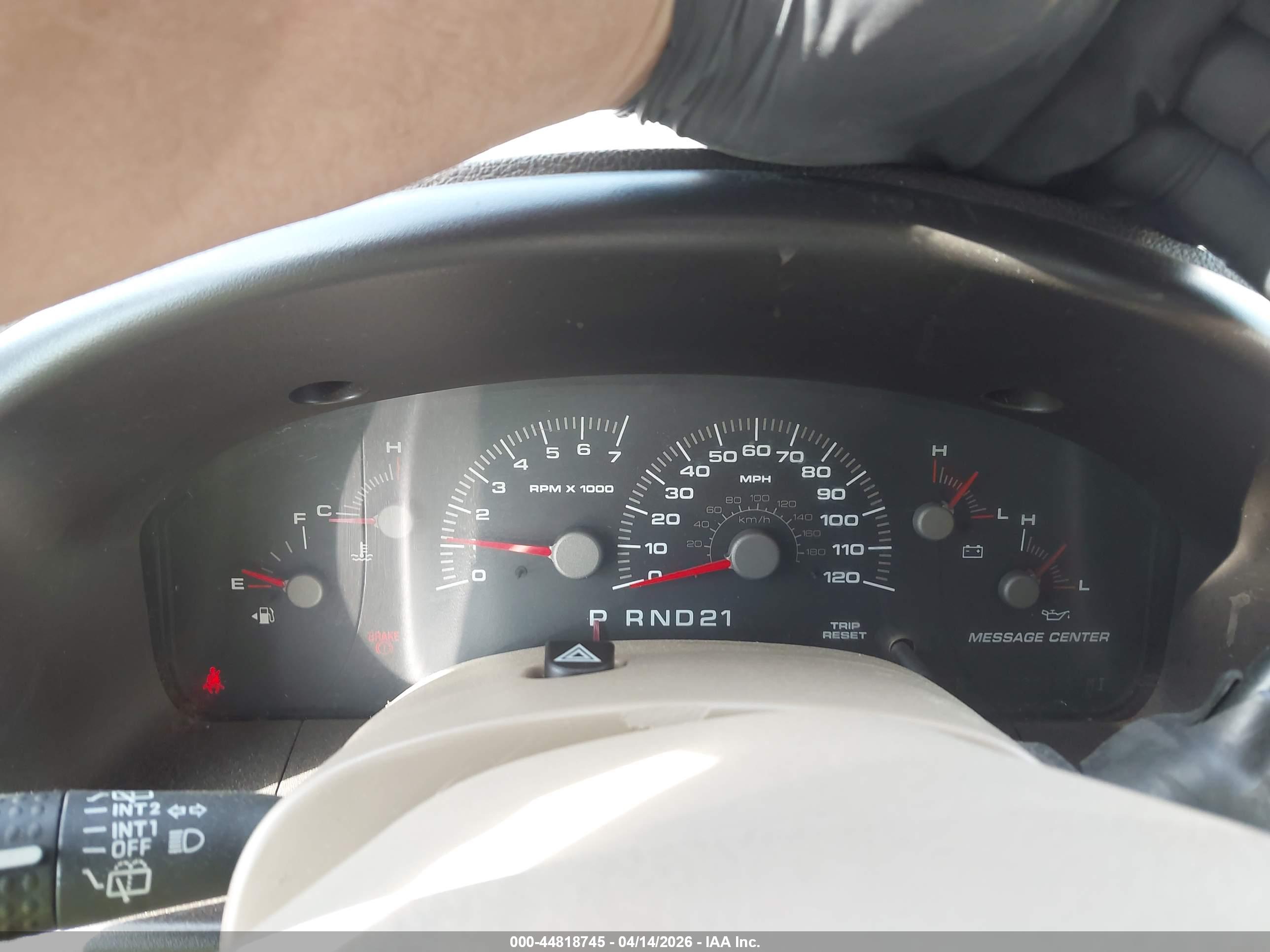 FORD EXPEDITION image 7