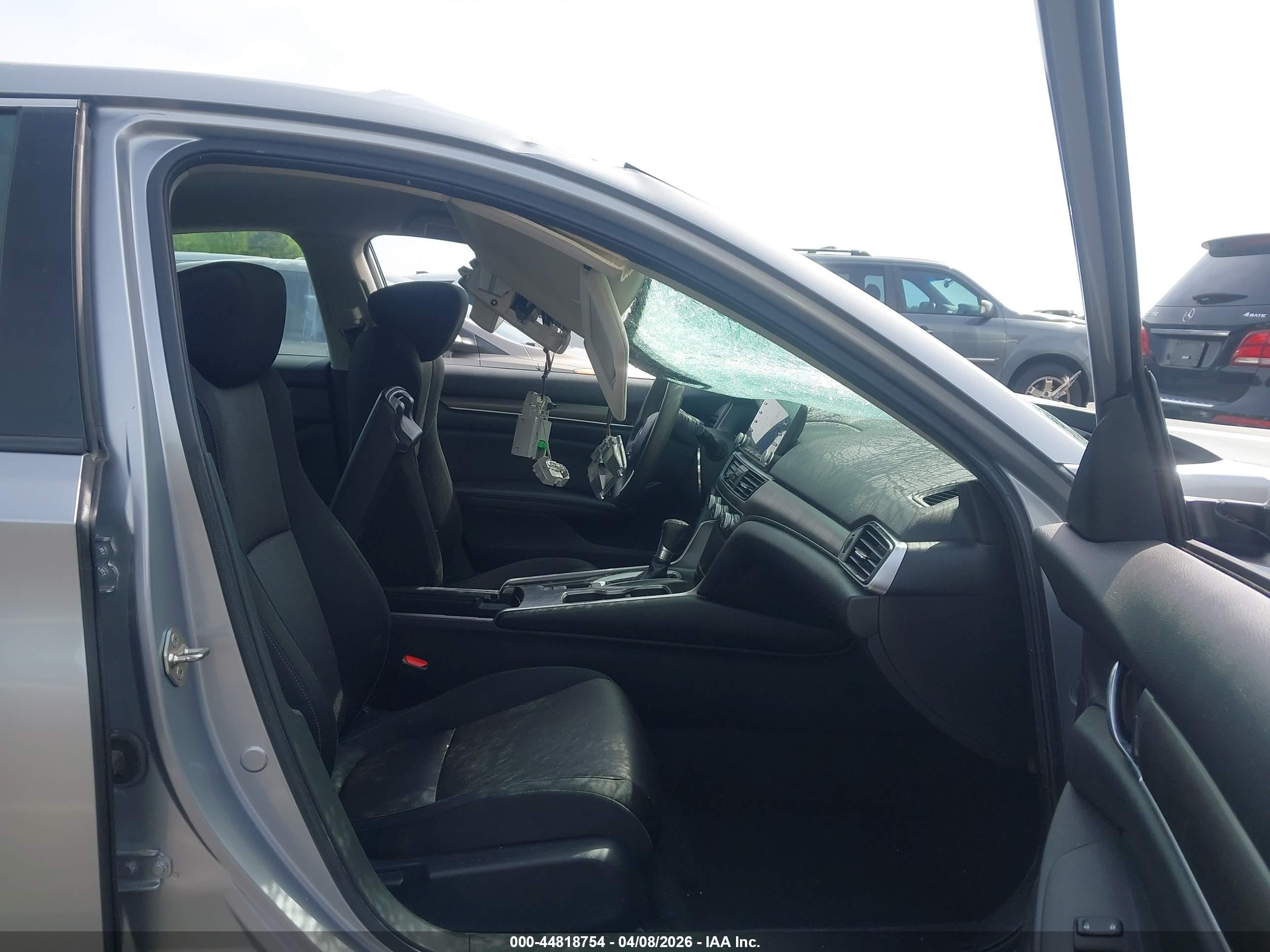 HONDA ACCORD image 5