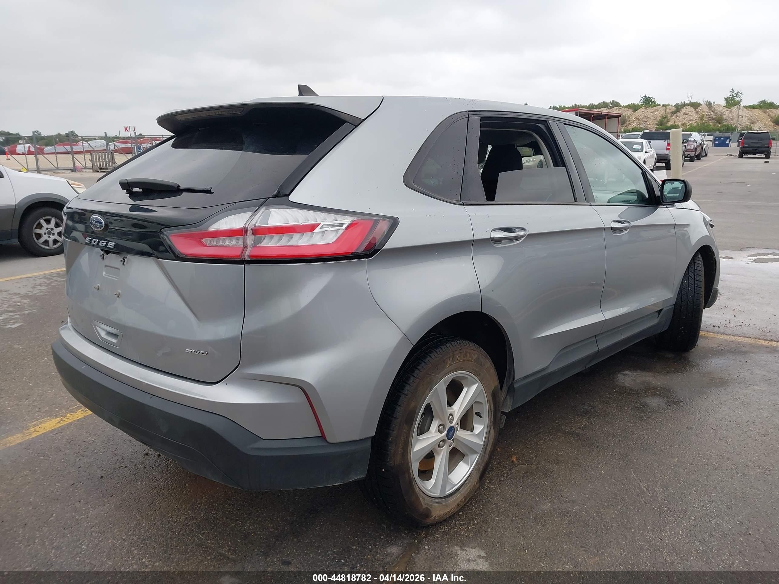 FORD EDGE image 4