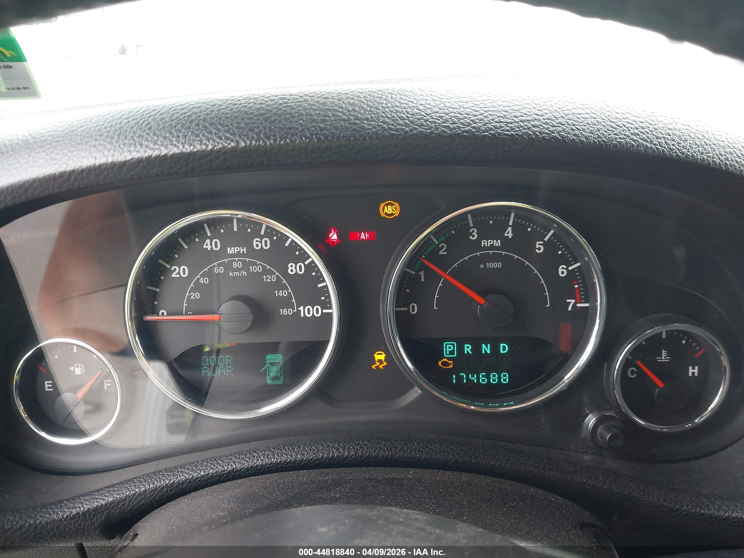 JEEP WRANGLER image 7