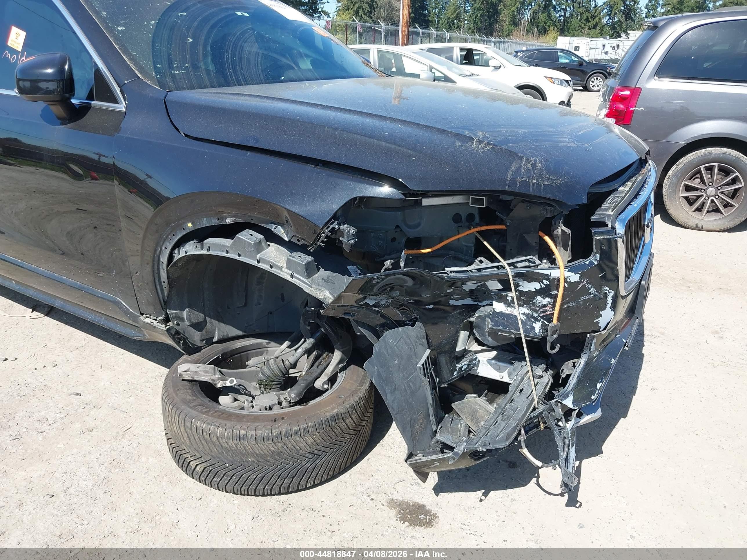VOLVO XC90 image 6