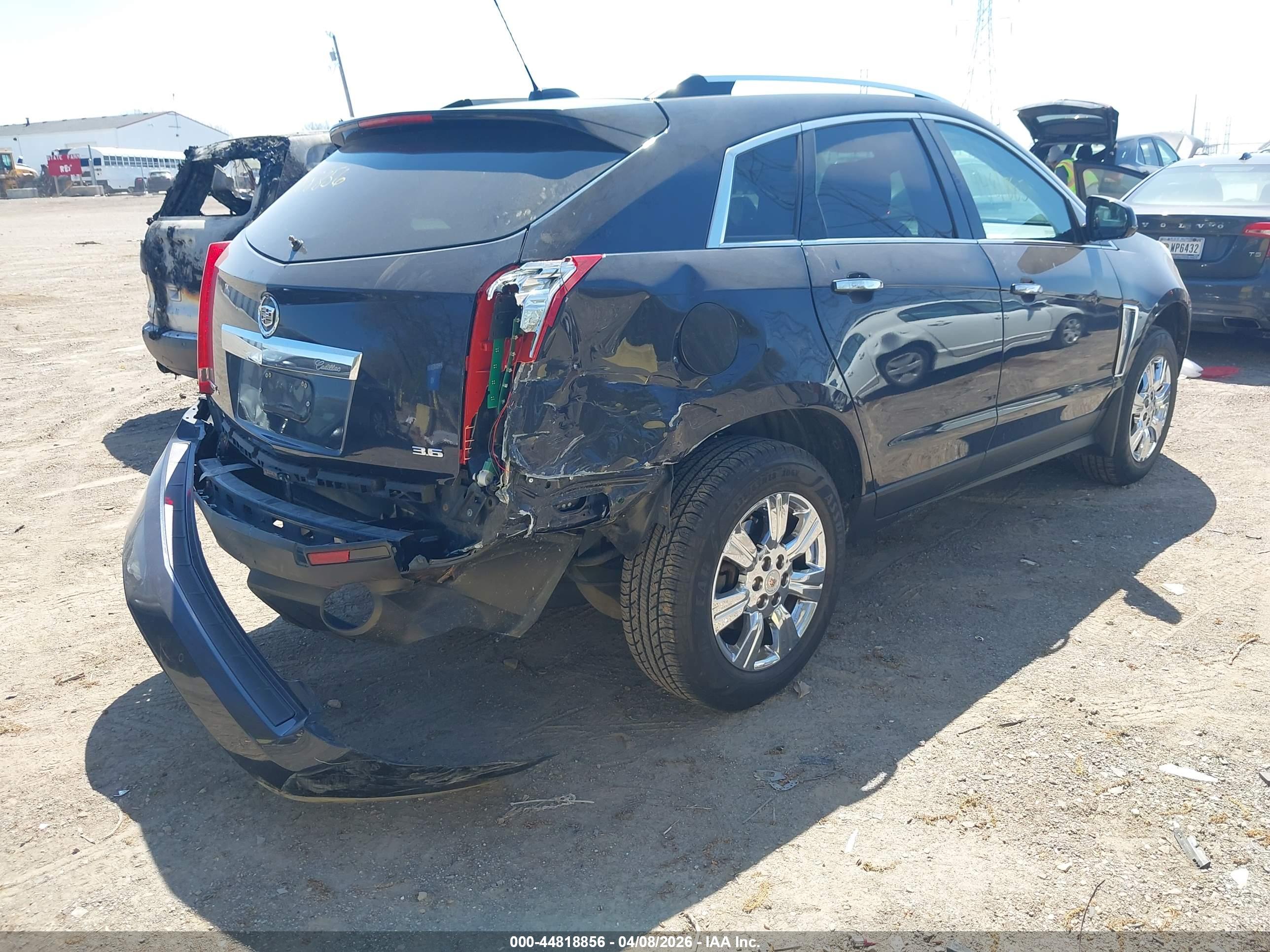 CADILLAC SRX image 4