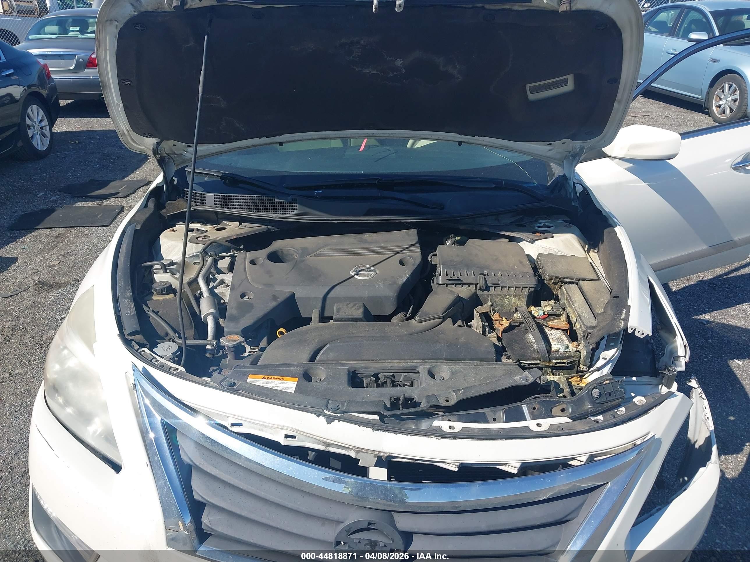 NISSAN ALTIMA image 10