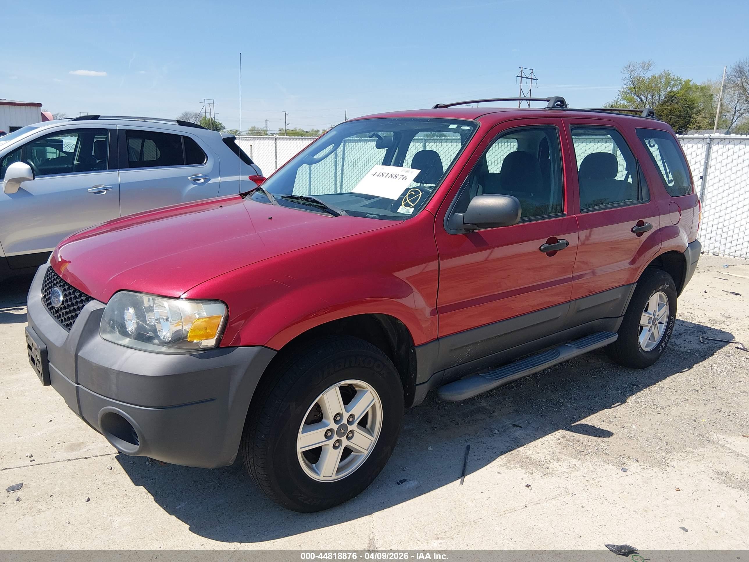 FORD ESCAPE image 2