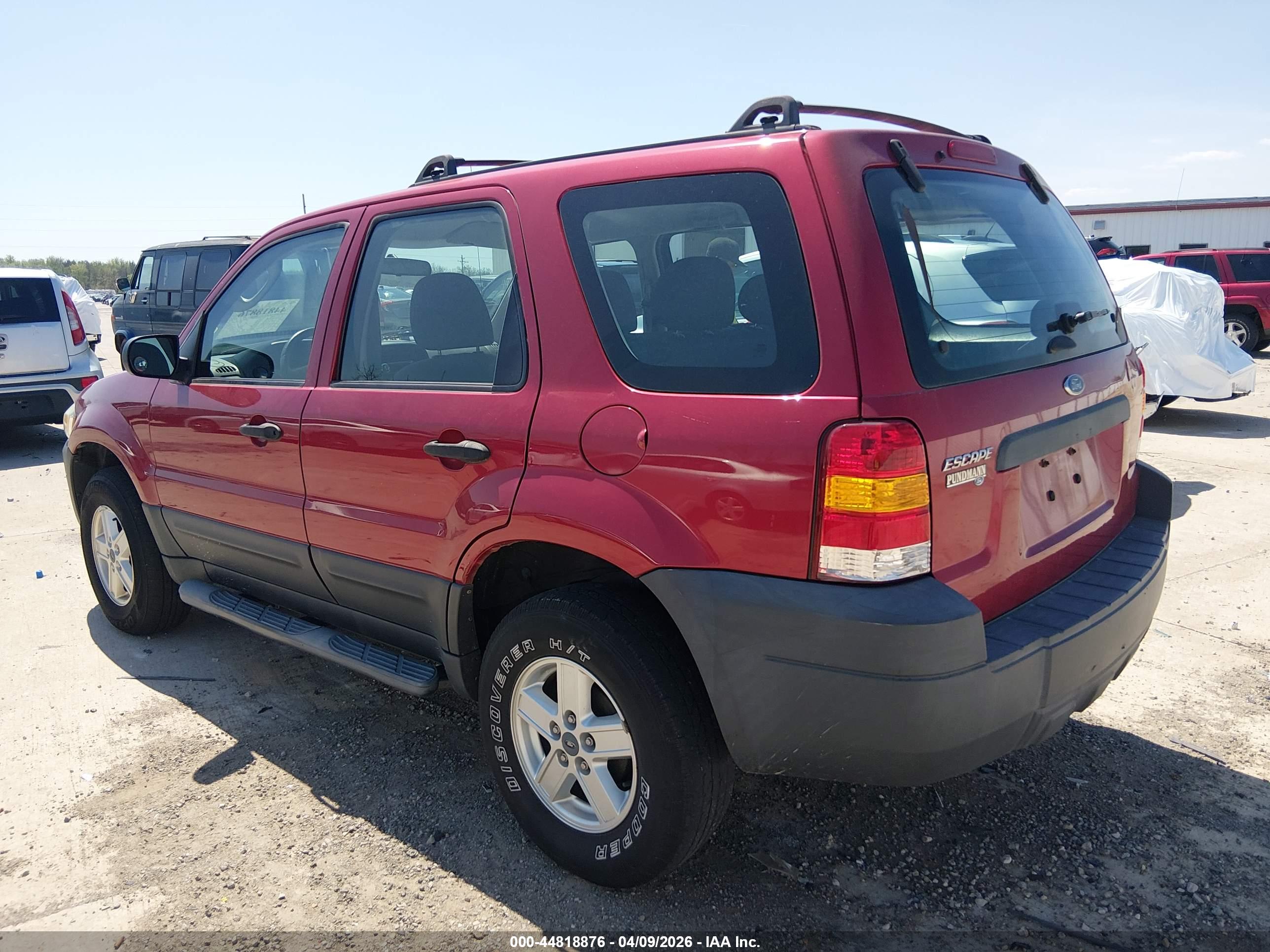 FORD ESCAPE image 3