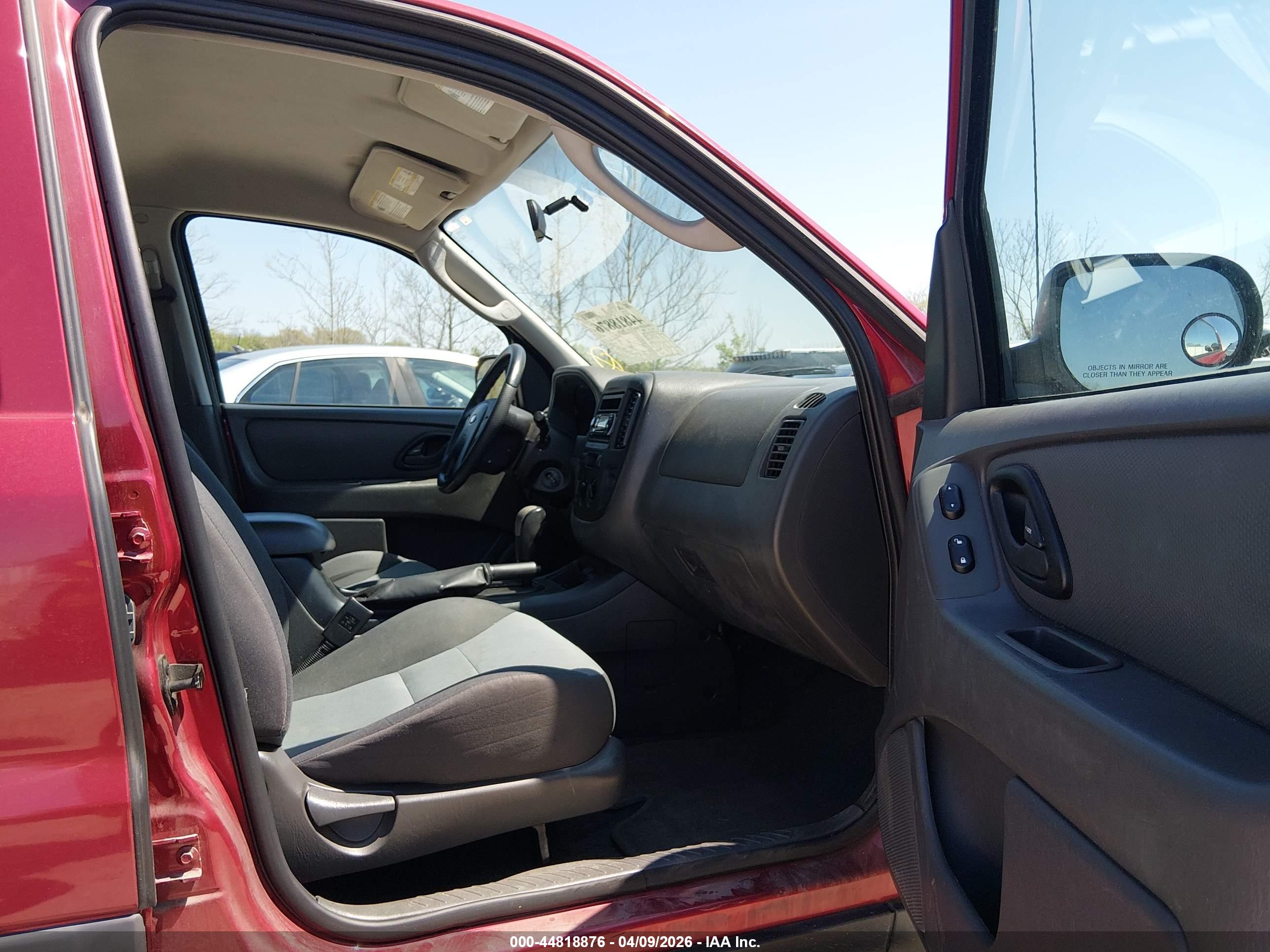 FORD ESCAPE image 5
