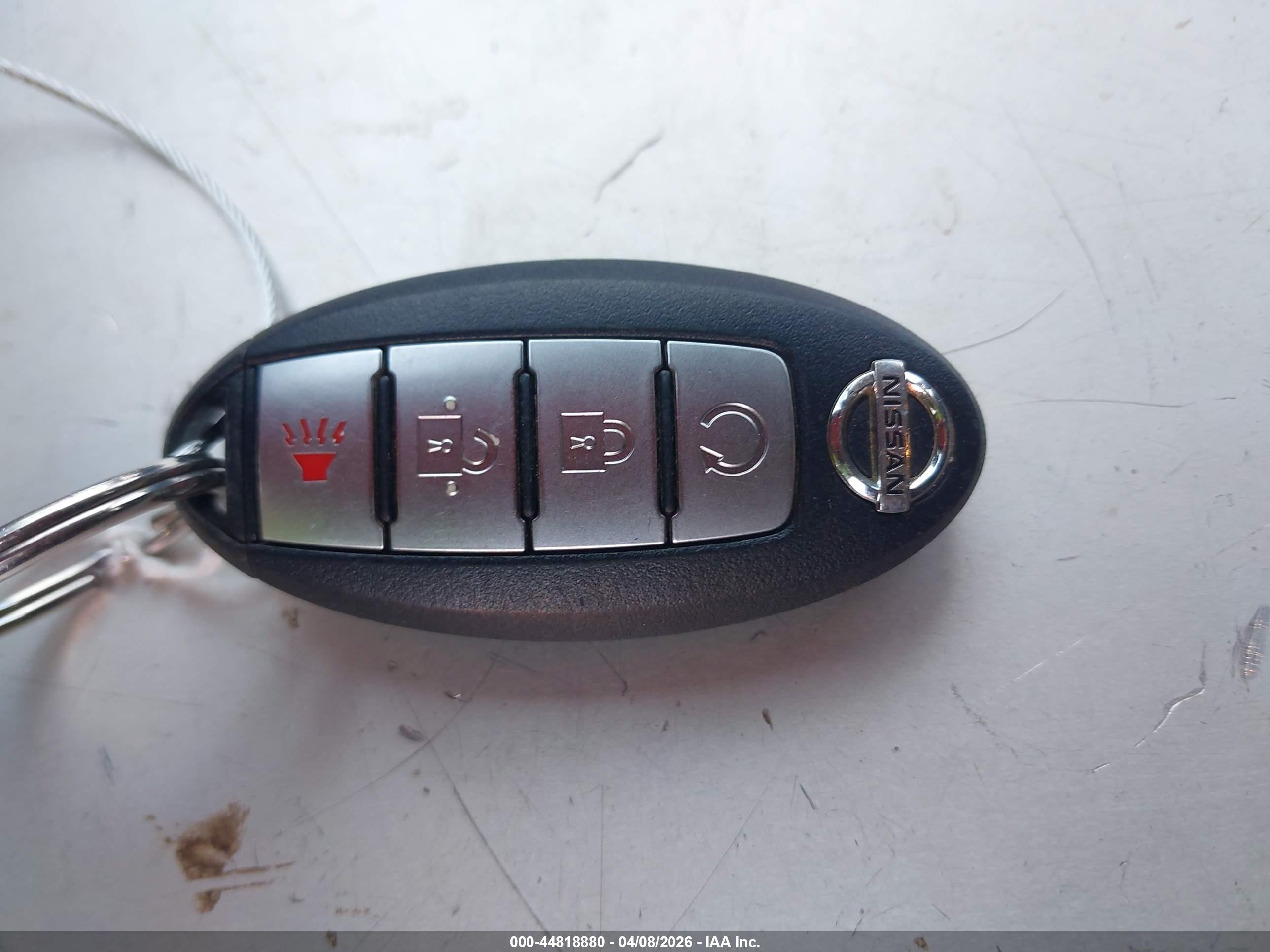 NISSAN ROGUE image 11