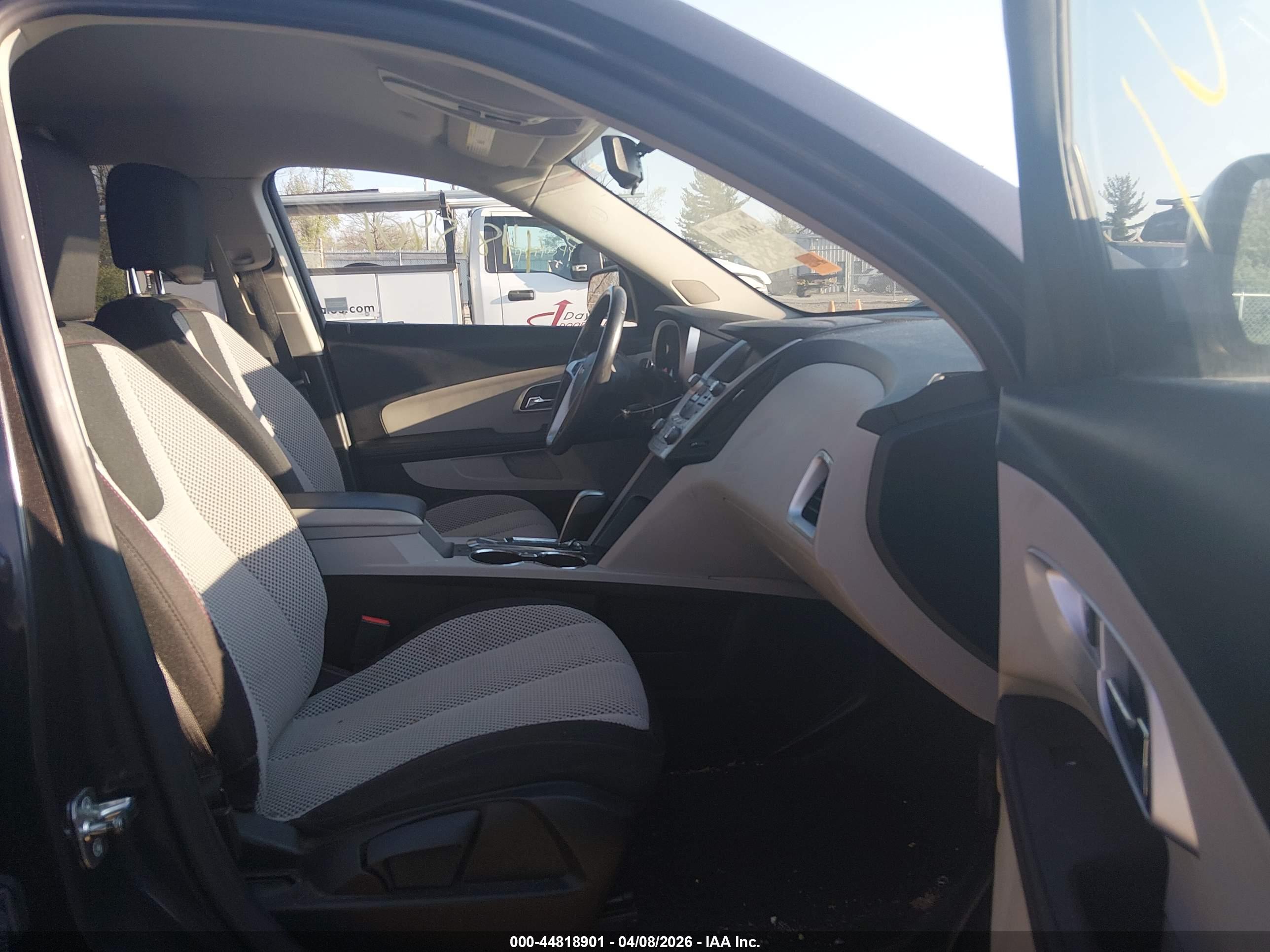 CHEVROLET EQUINOX image 5