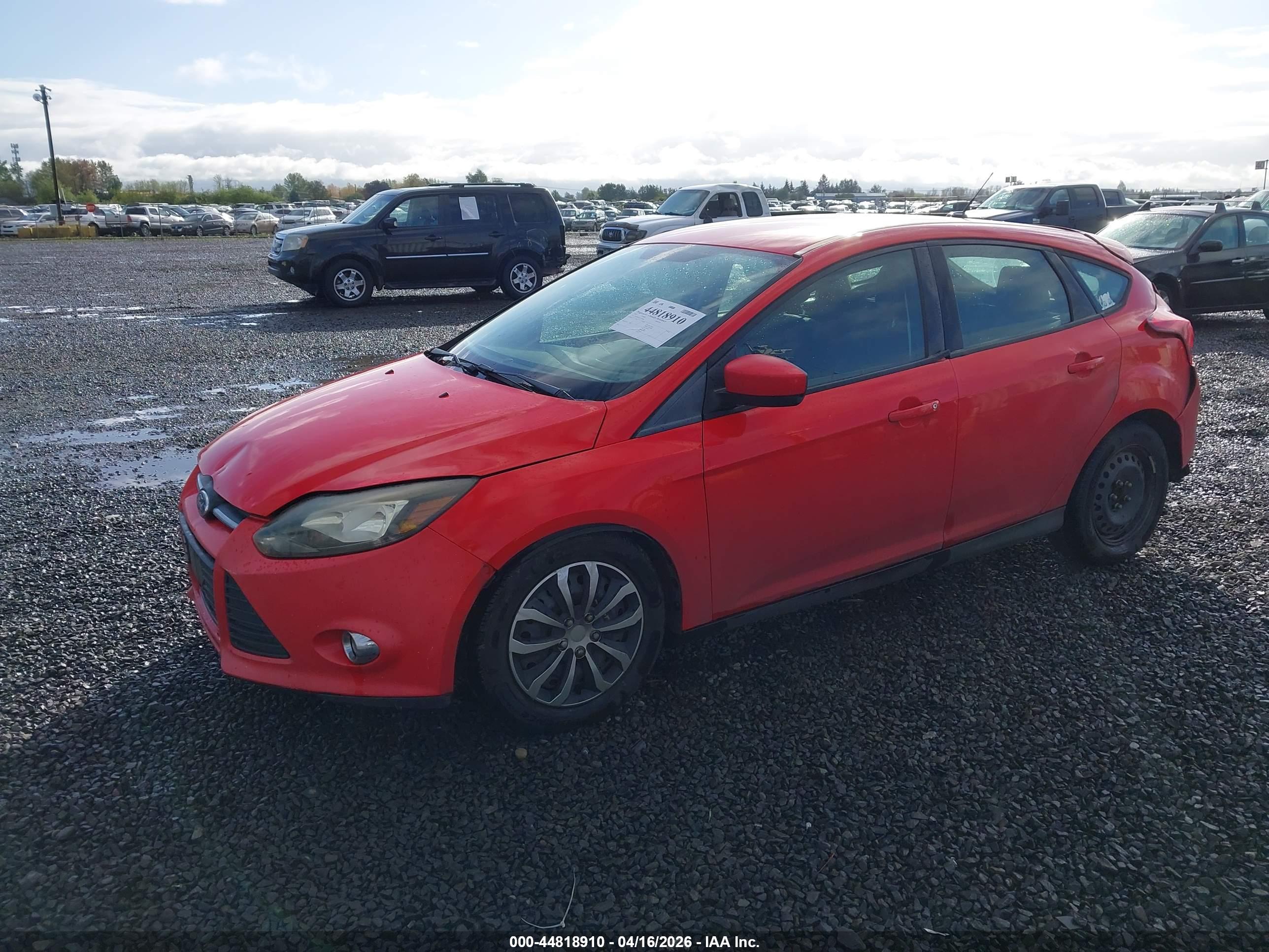 FORD FOCUS image 2