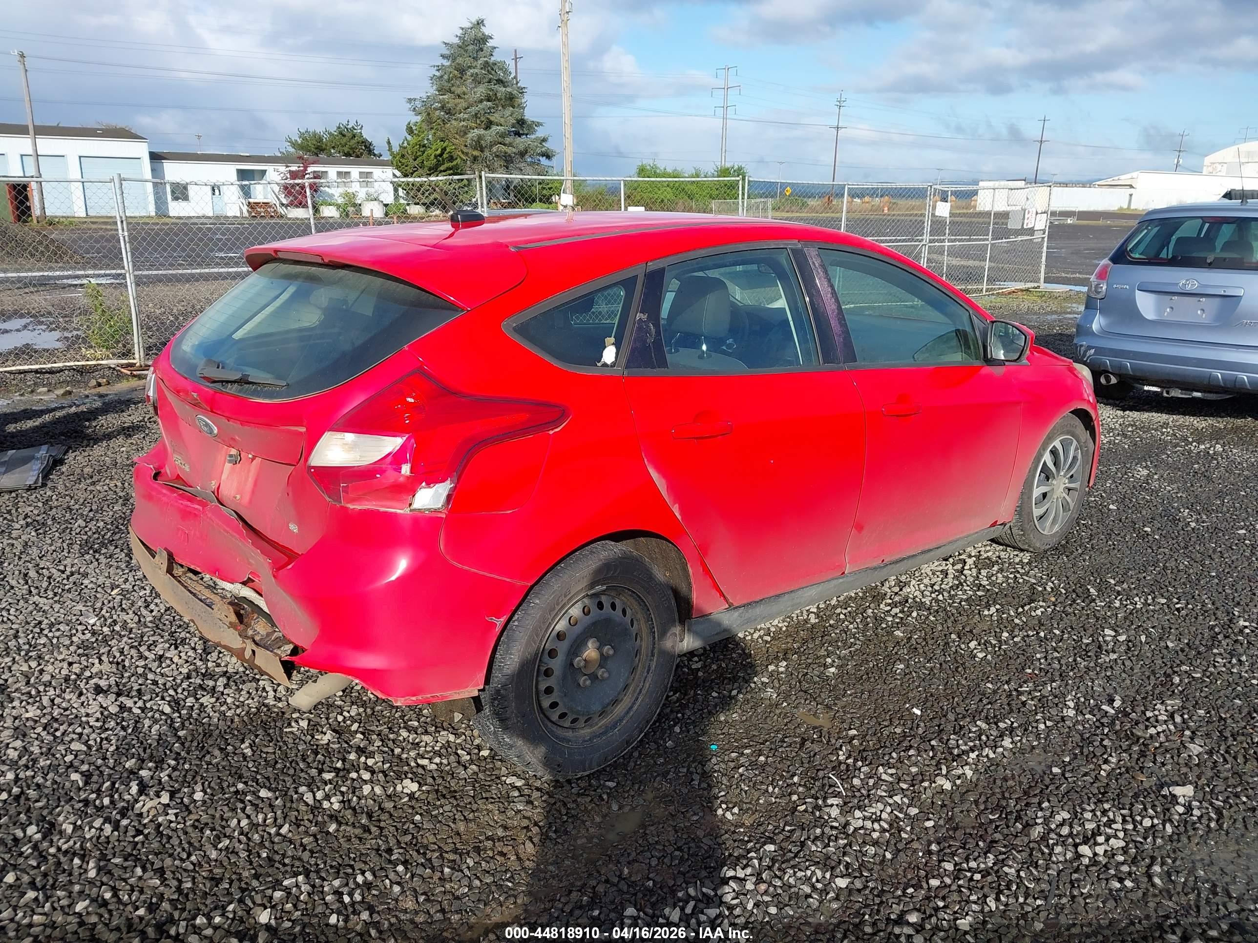 FORD FOCUS image 4