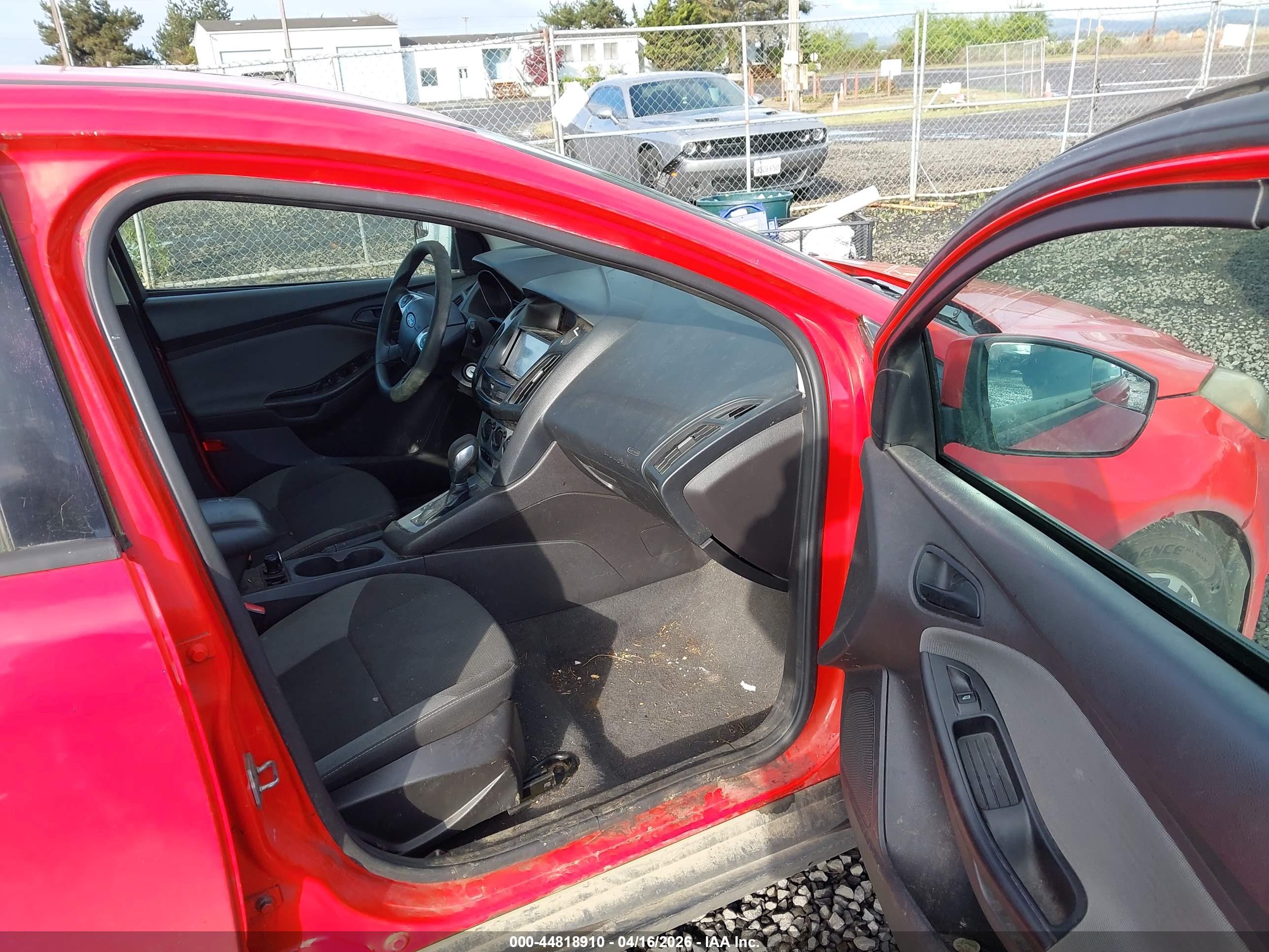 FORD FOCUS image 5