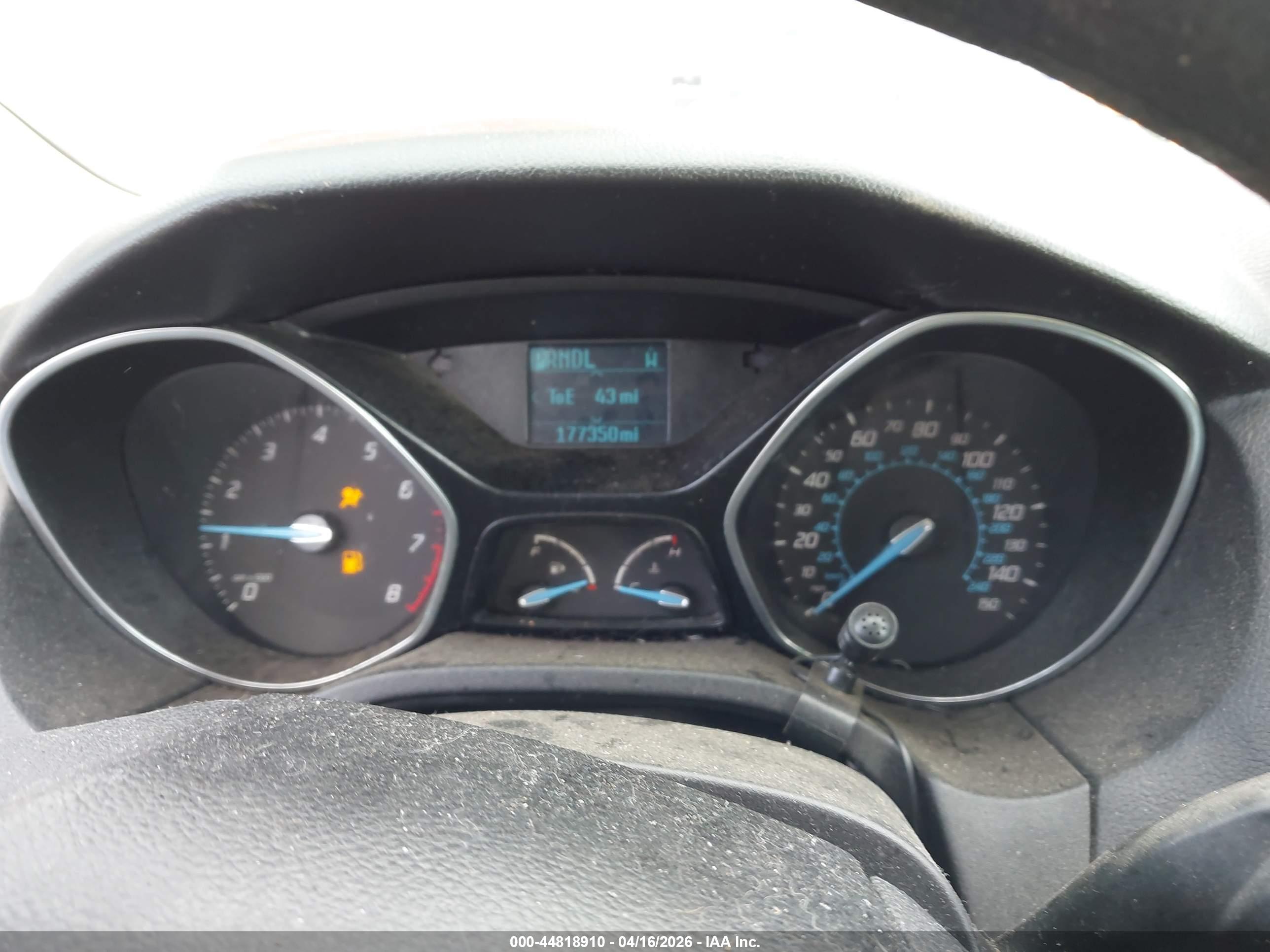 FORD FOCUS image 7
