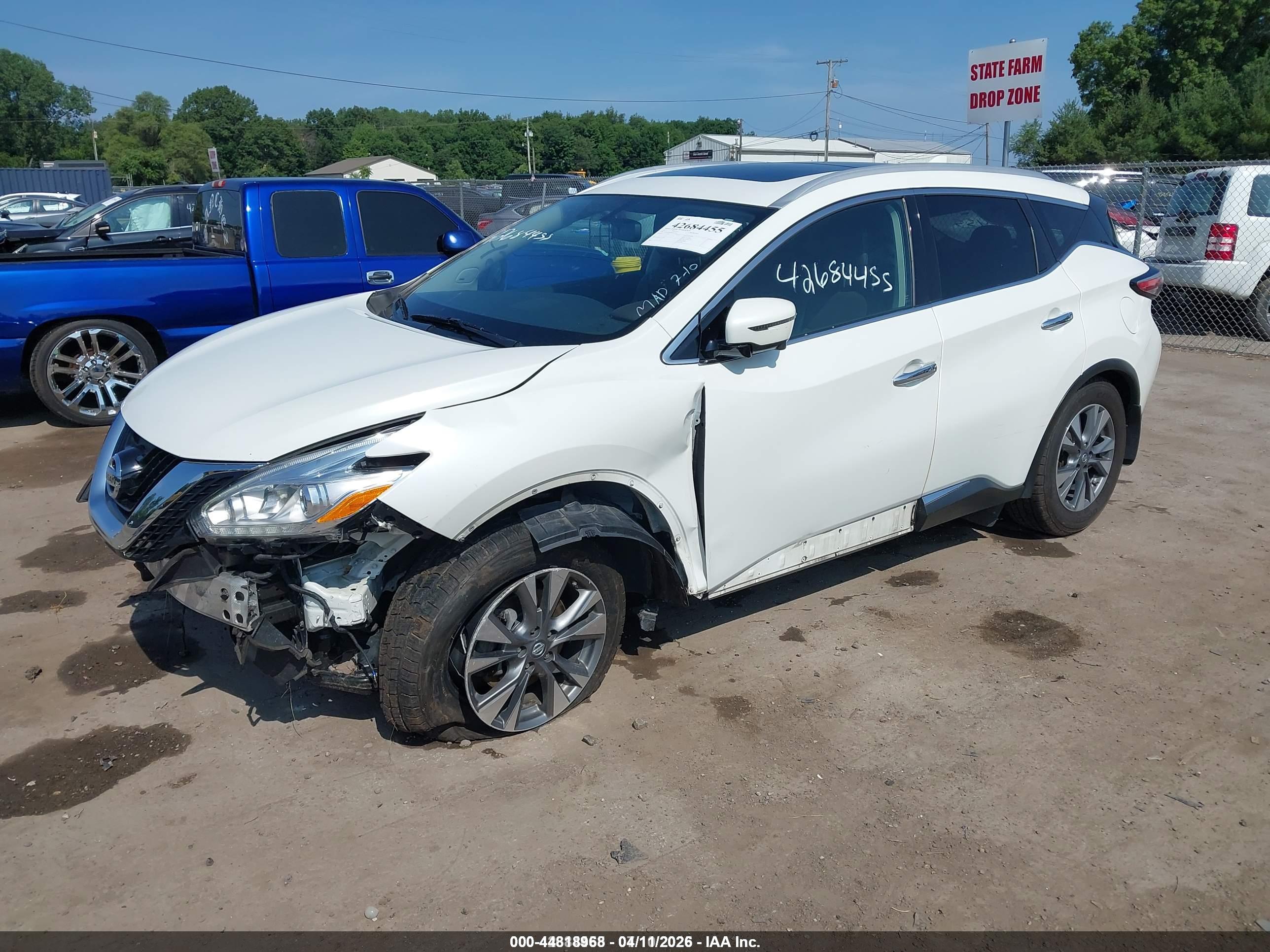 NISSAN MURANO image 2