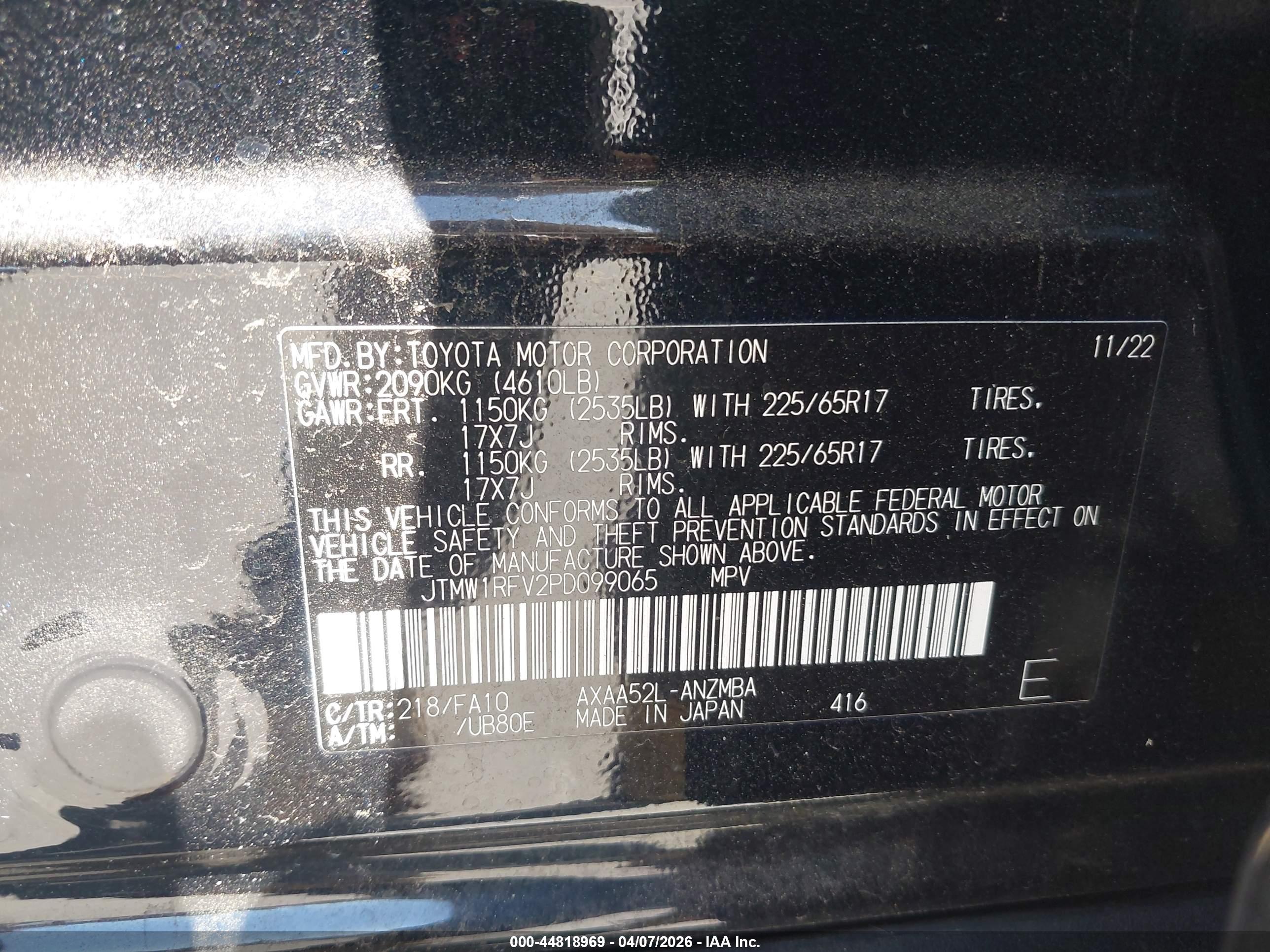 TOYOTA RAV4 image 9