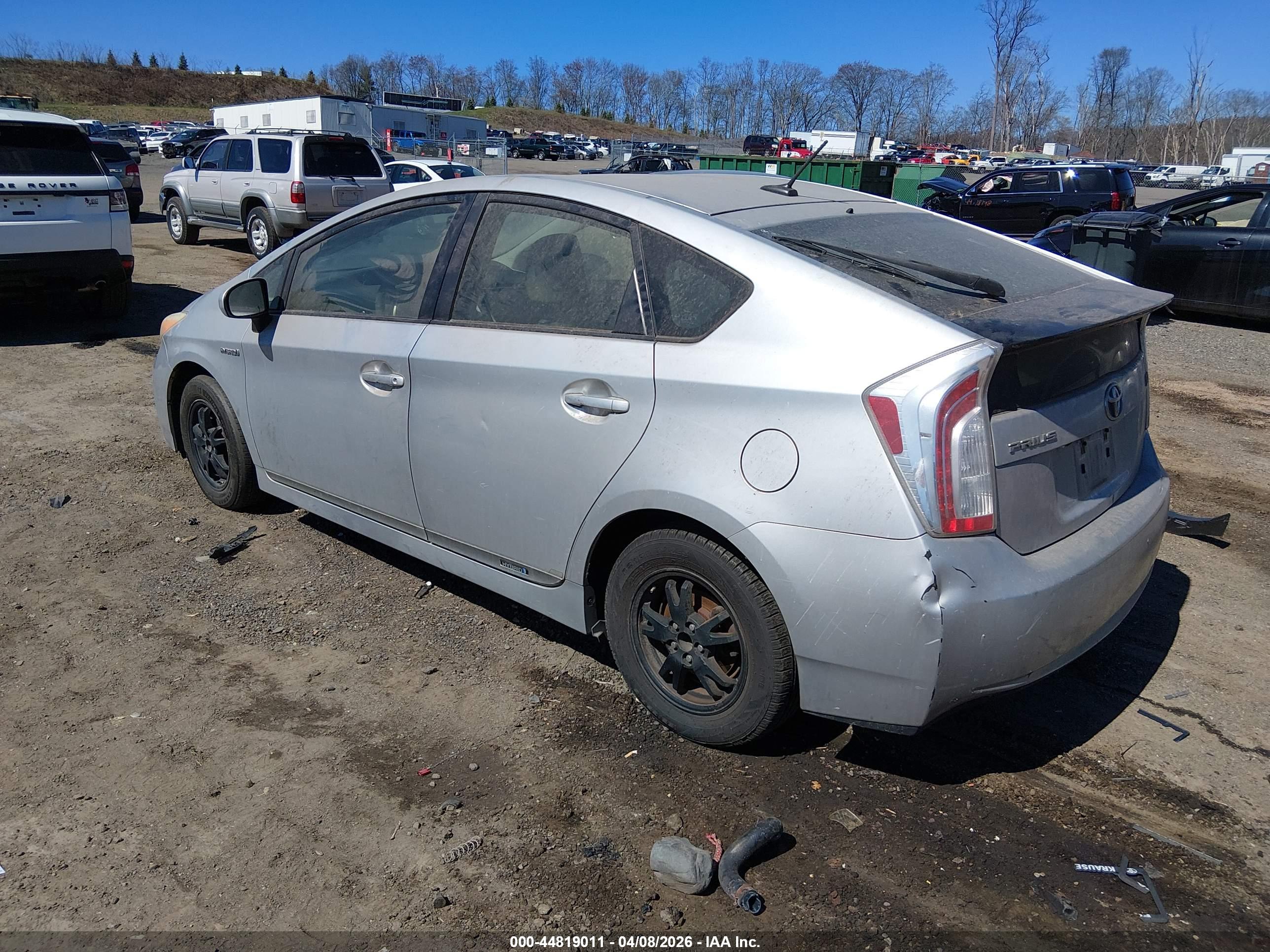 TOYOTA PRIUS image 3
