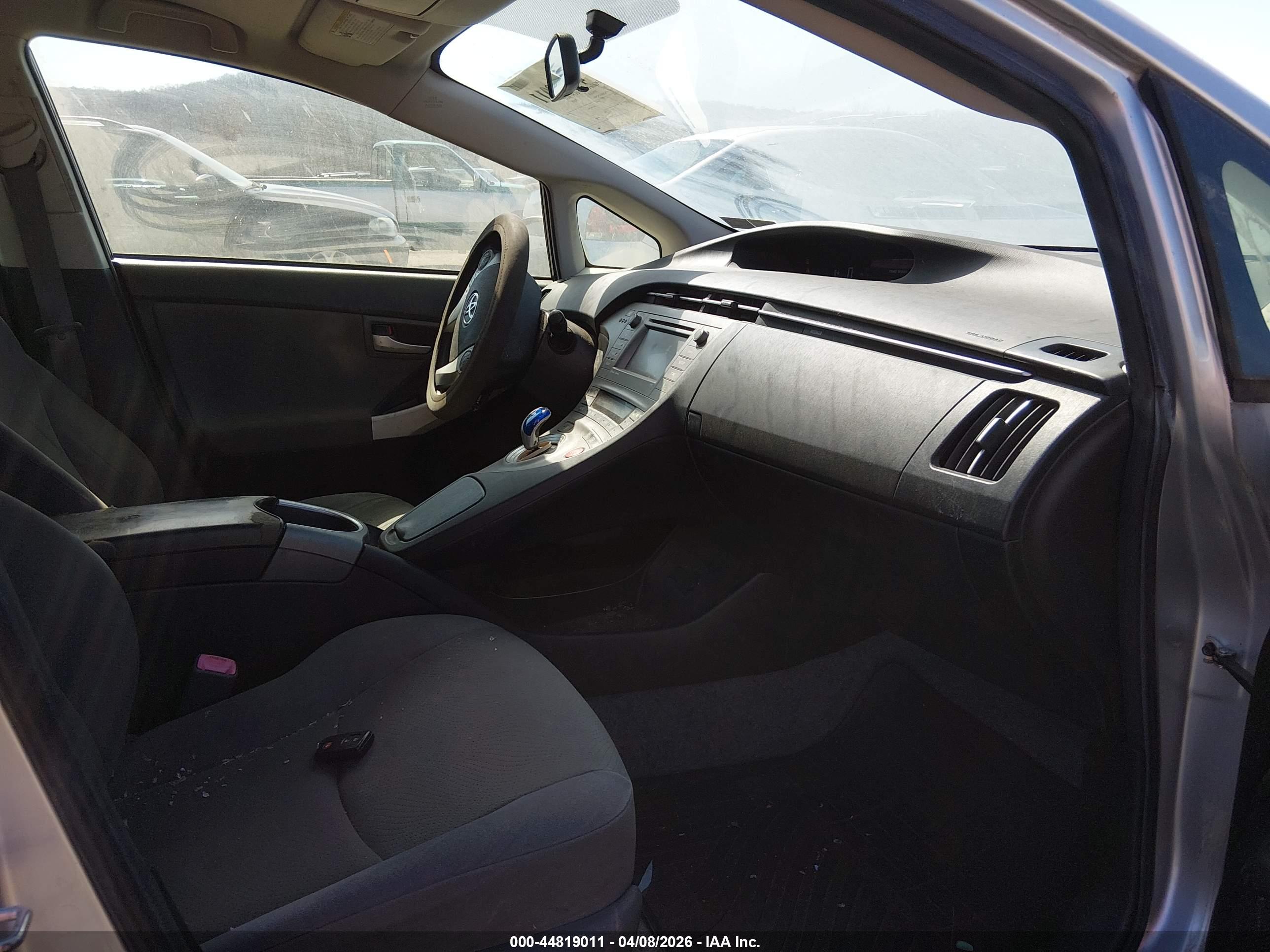 TOYOTA PRIUS image 5