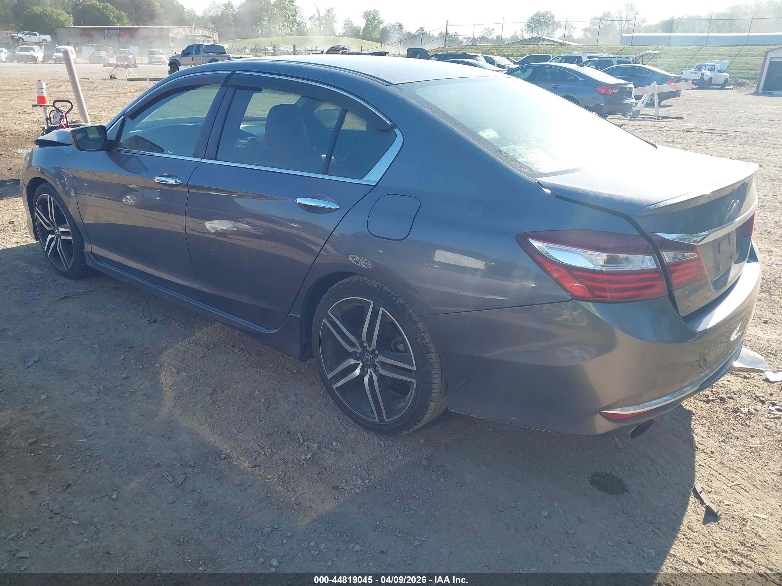 HONDA ACCORD image 3