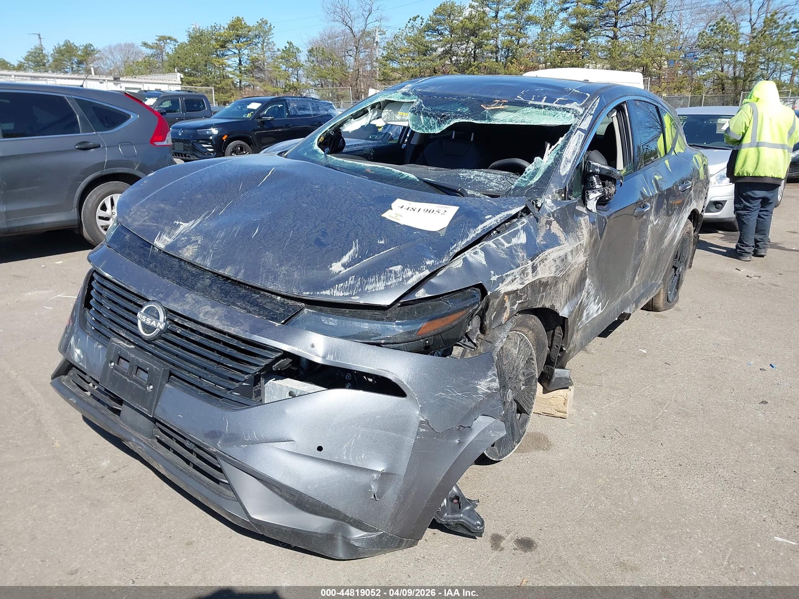 NISSAN MURANO image 2