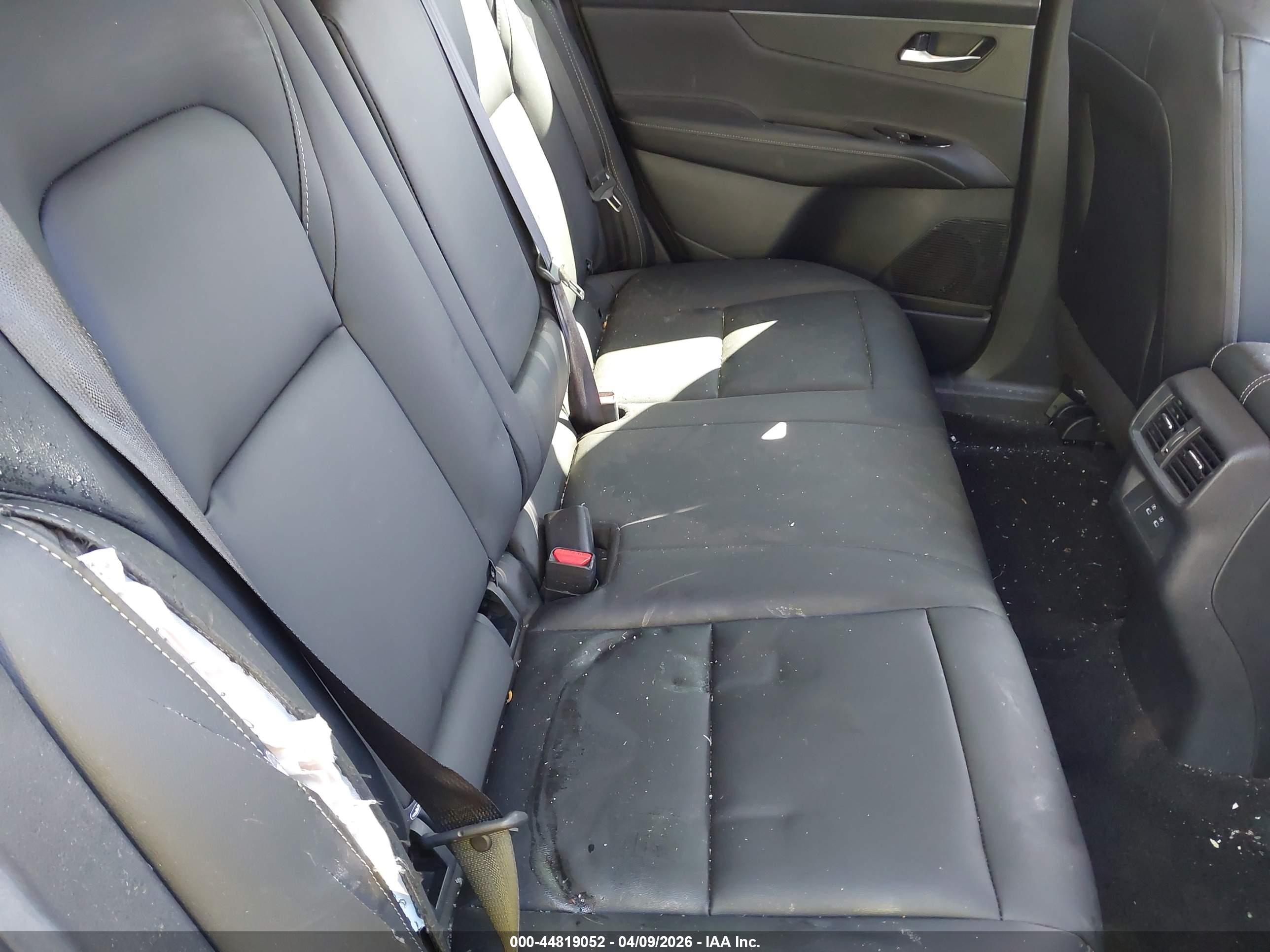 NISSAN MURANO image 8