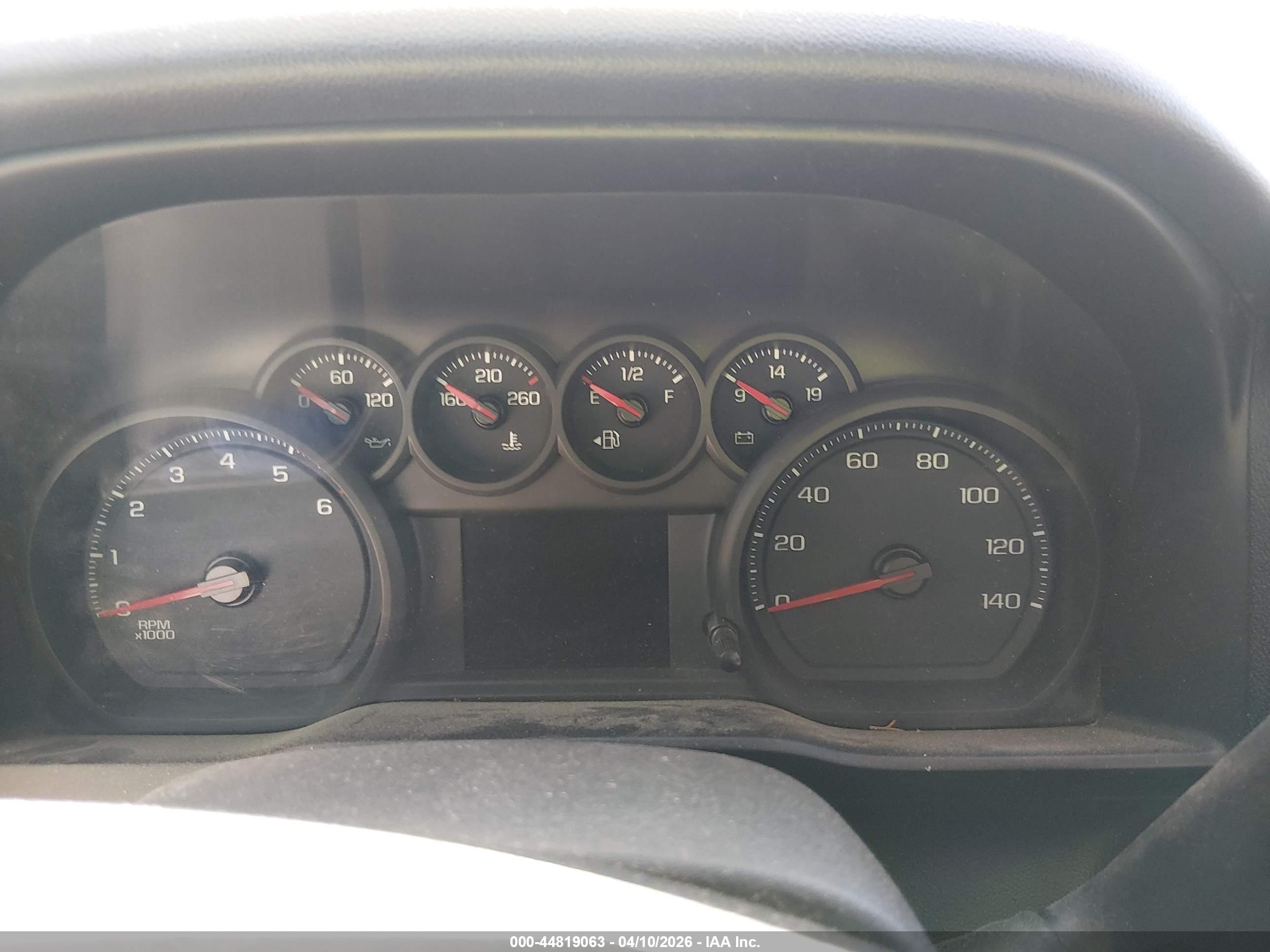 CHEVROLET SILVERADO image 7