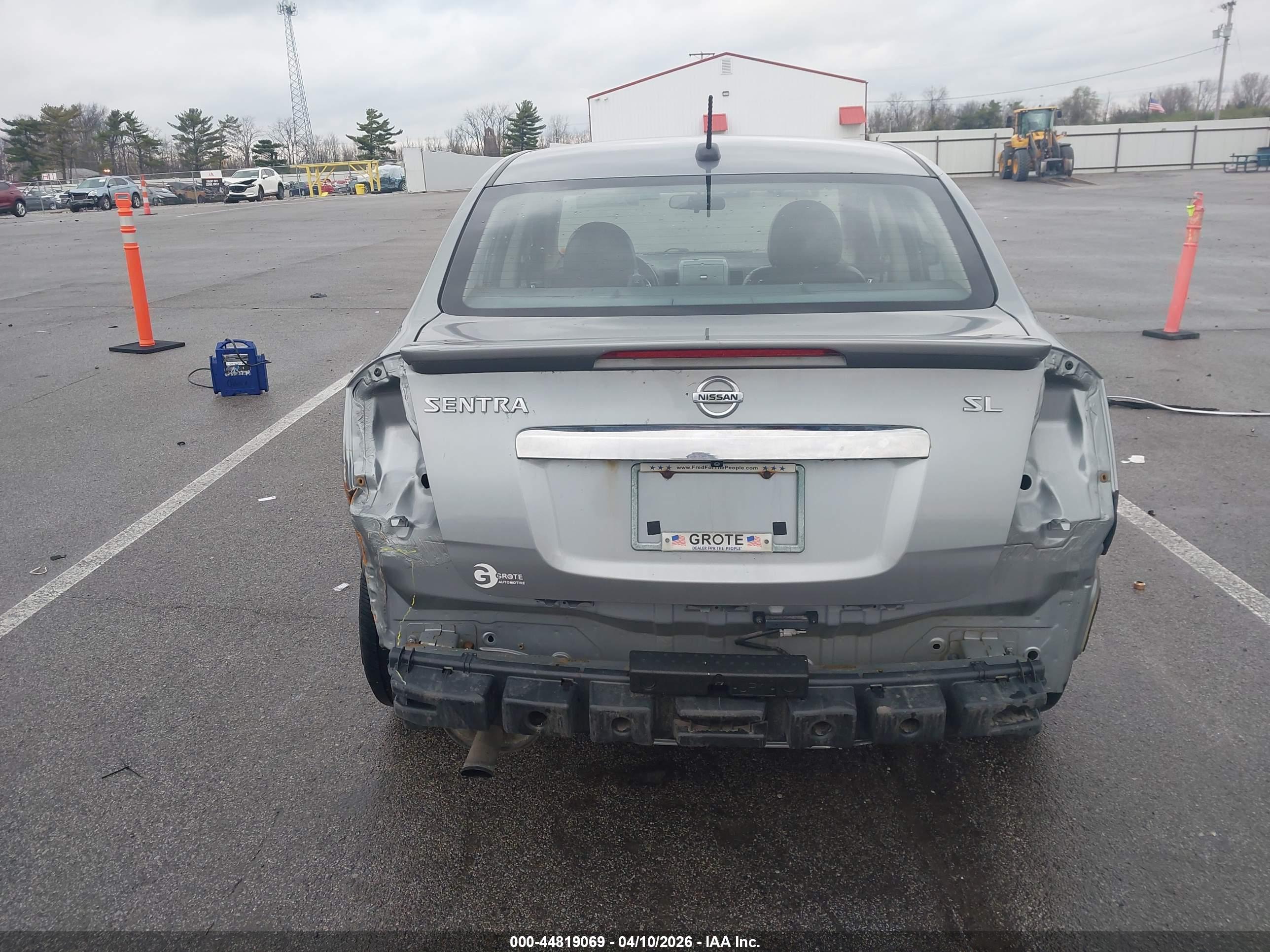 NISSAN SENTRA image 6
