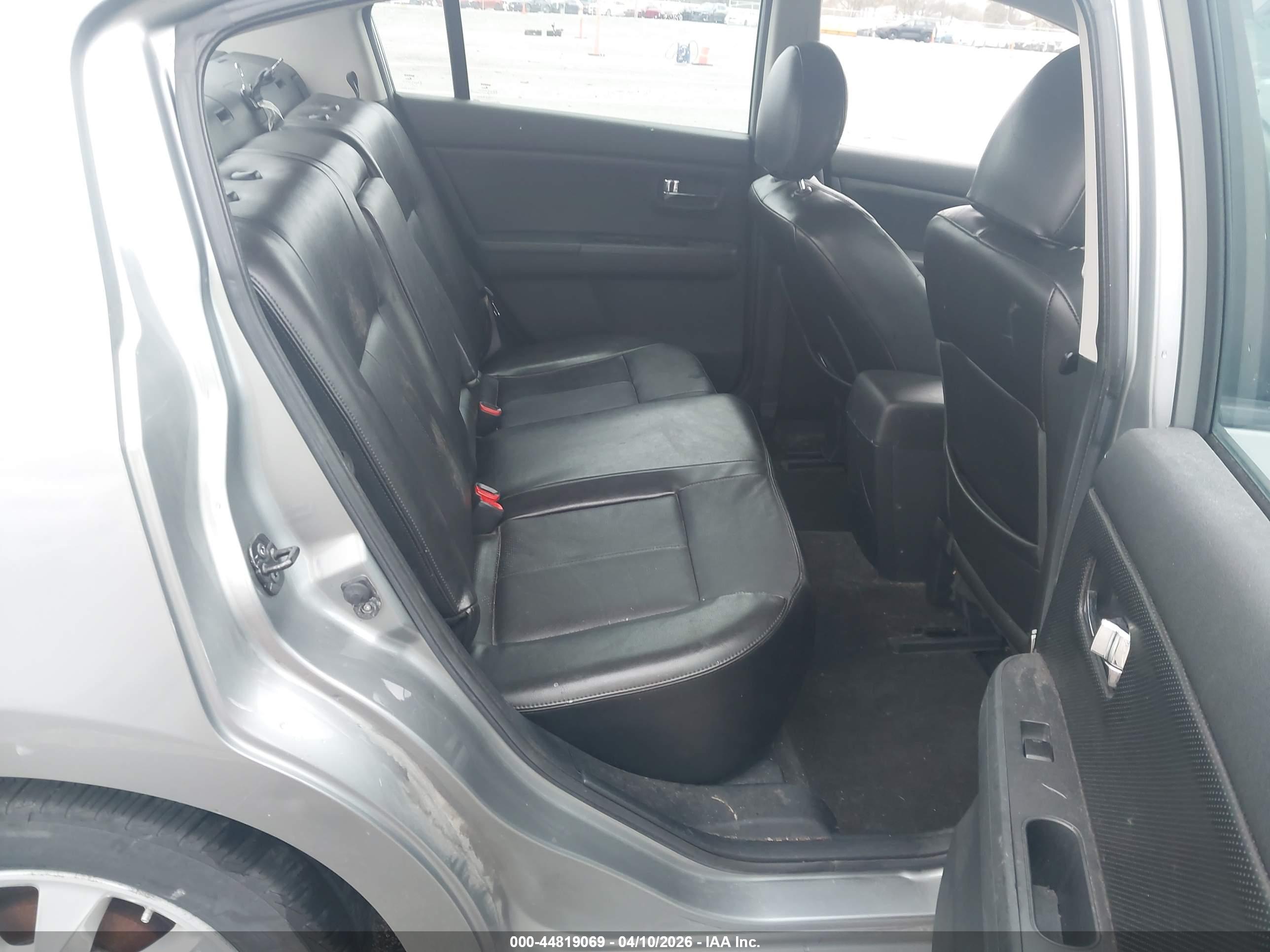 NISSAN SENTRA image 8