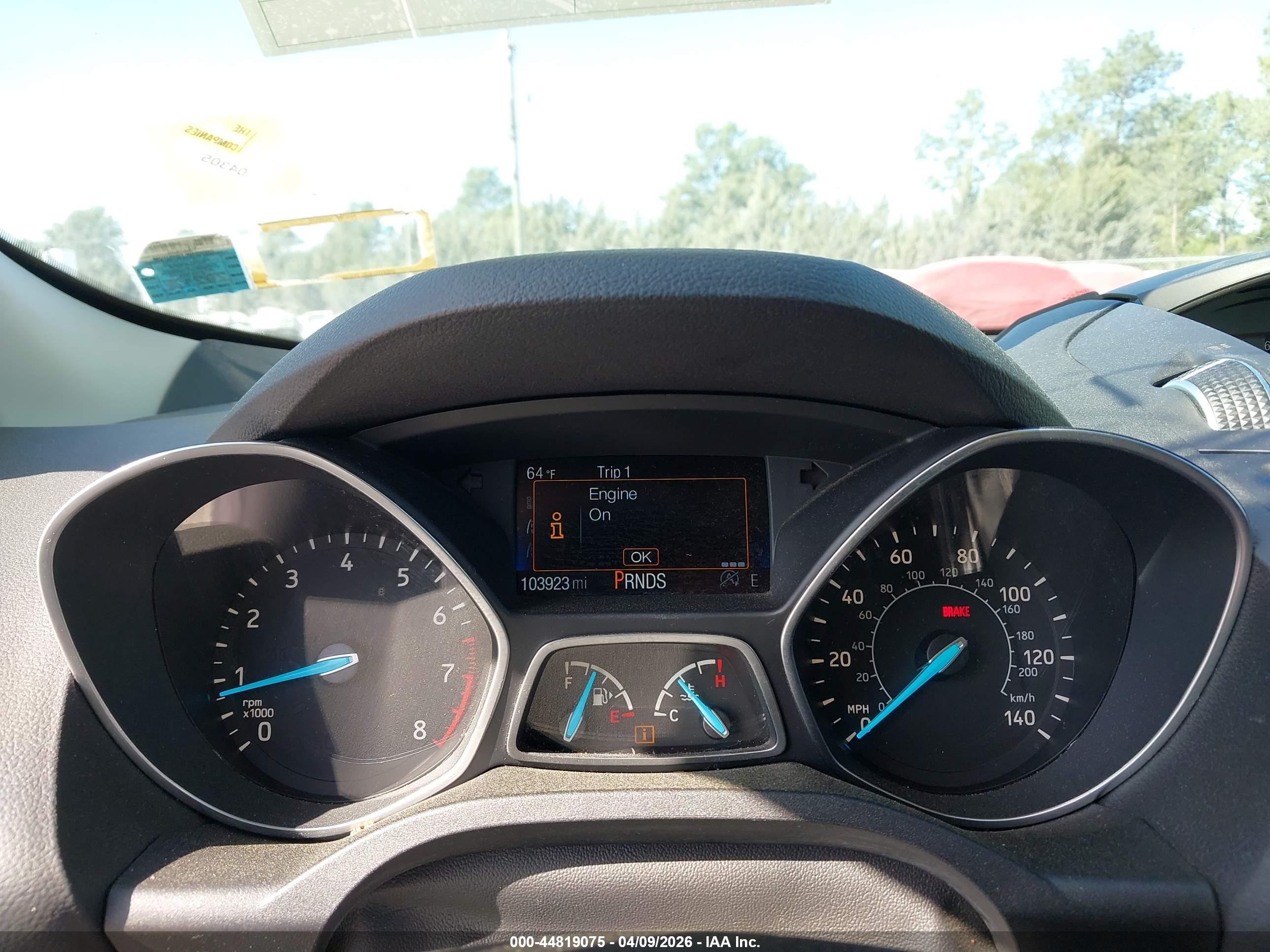 FORD ESCAPE image 7