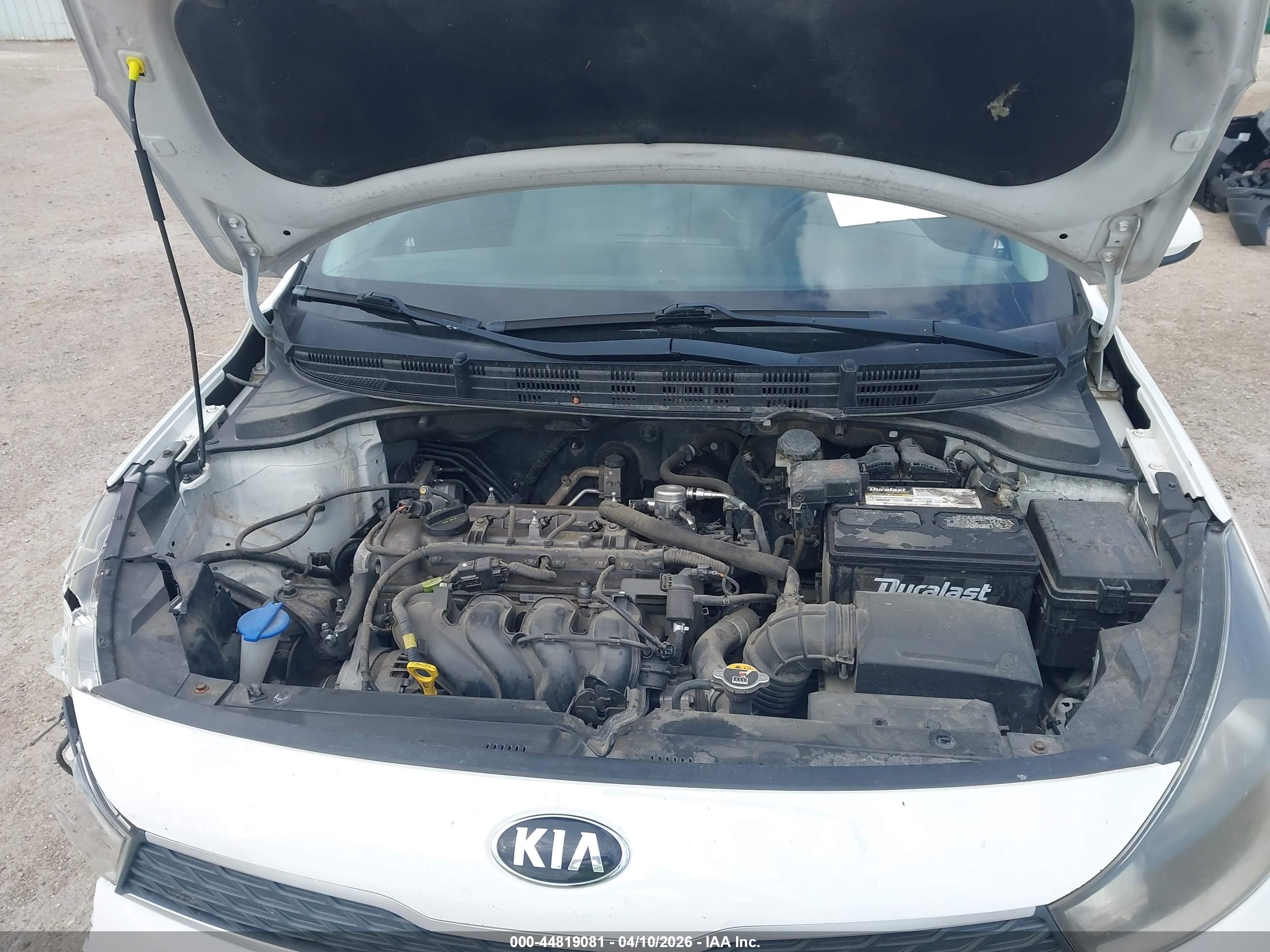 KIA RIO image 10