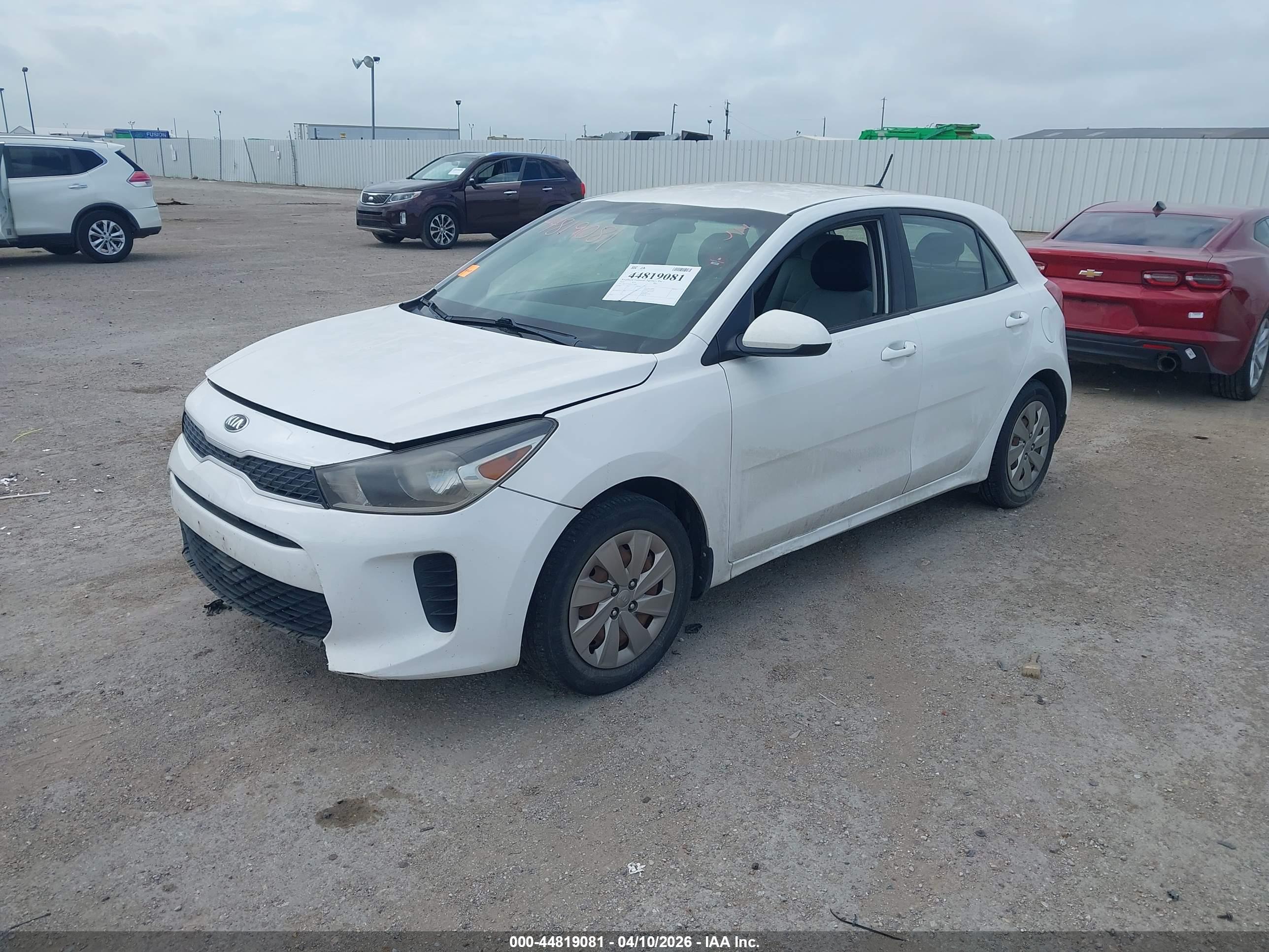 KIA RIO image 2