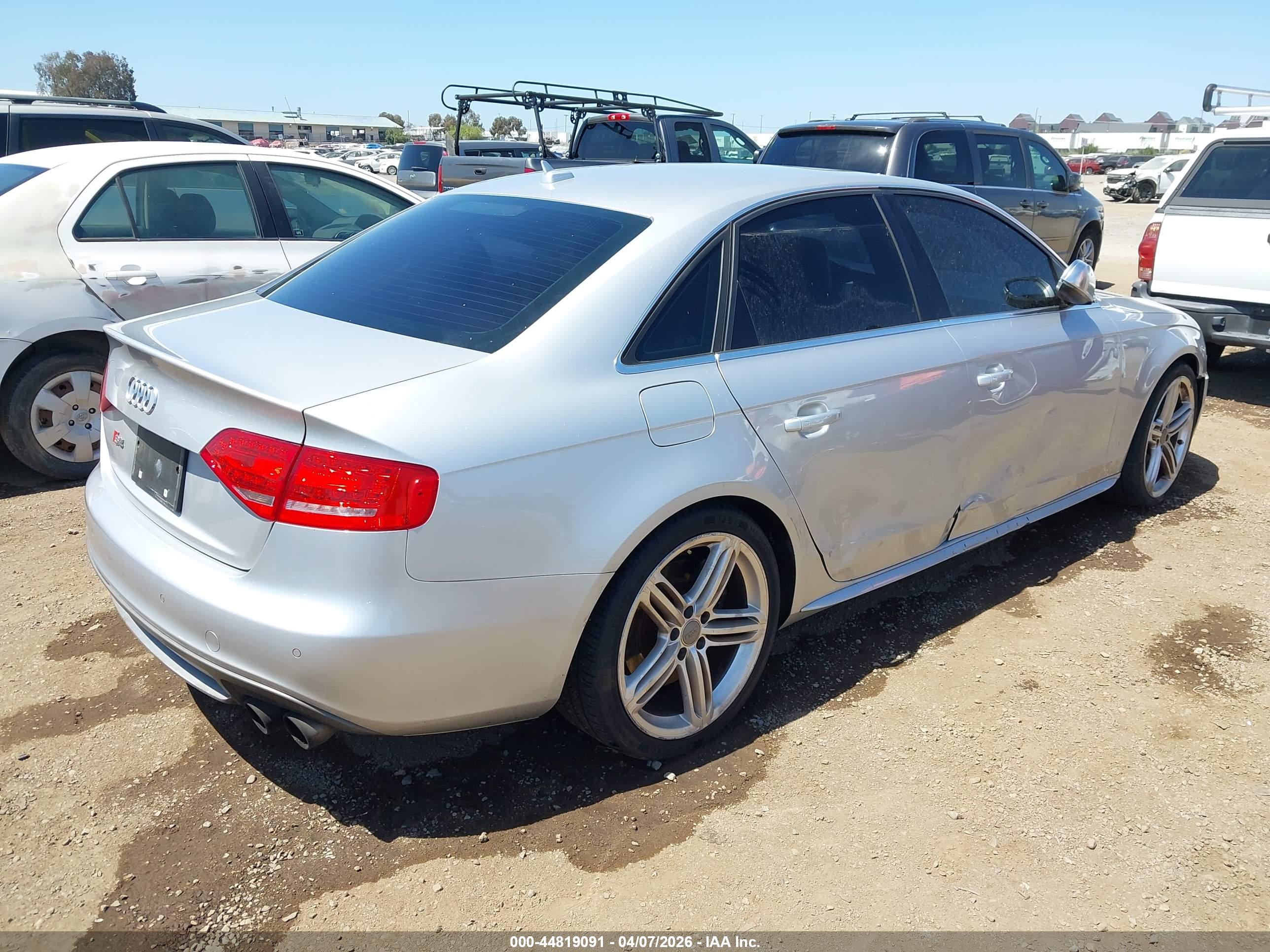 AUDI S4 image 4