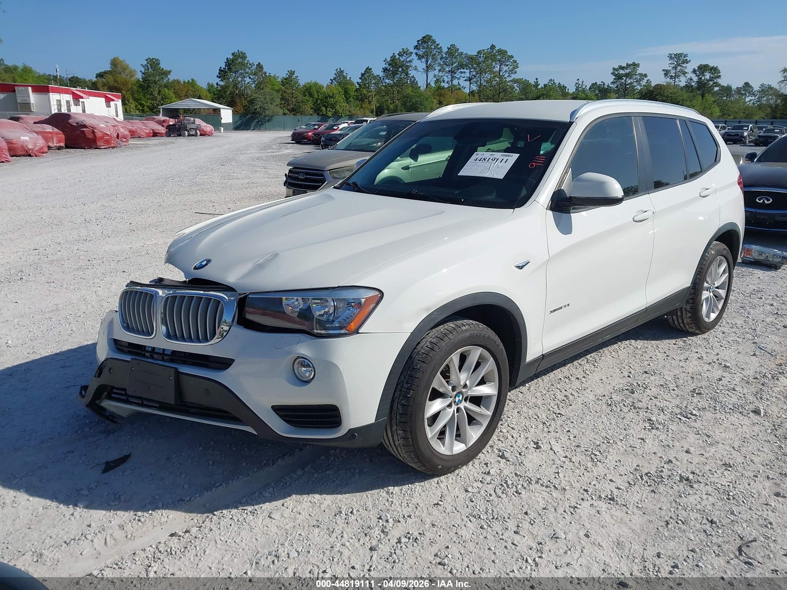 BMW X3 image 2