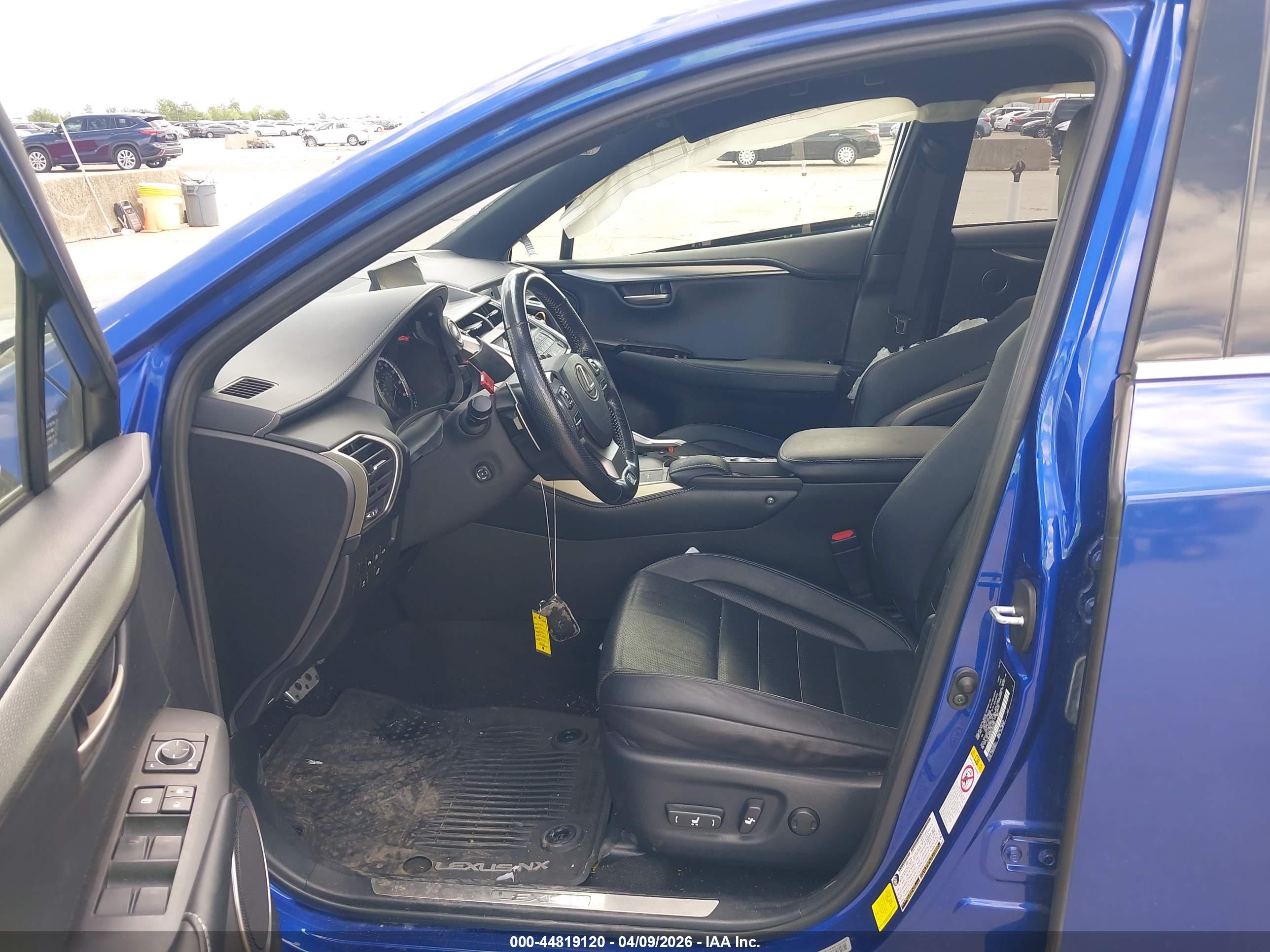 LEXUS NX image 5