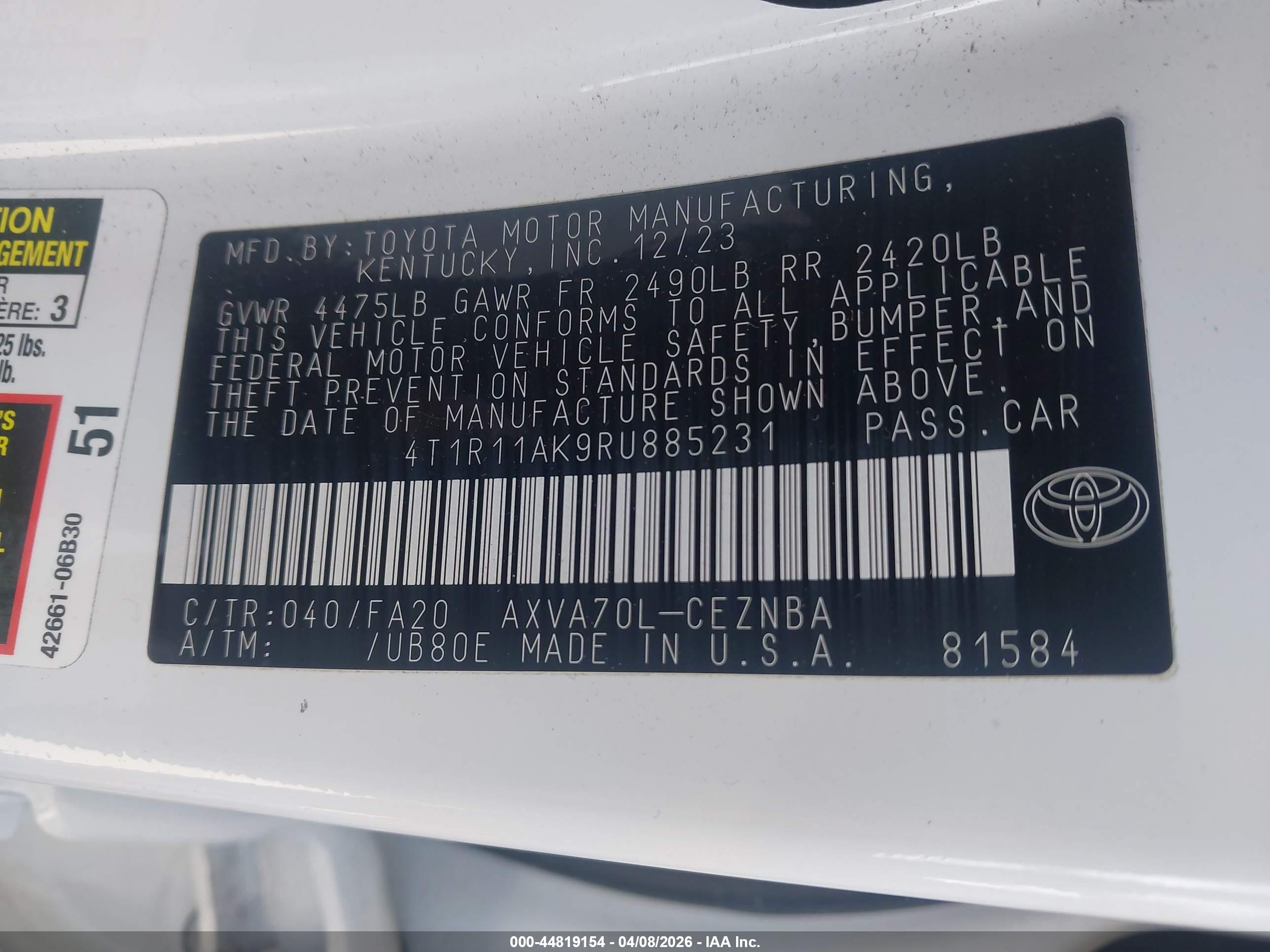 TOYOTA CAMRY image 9