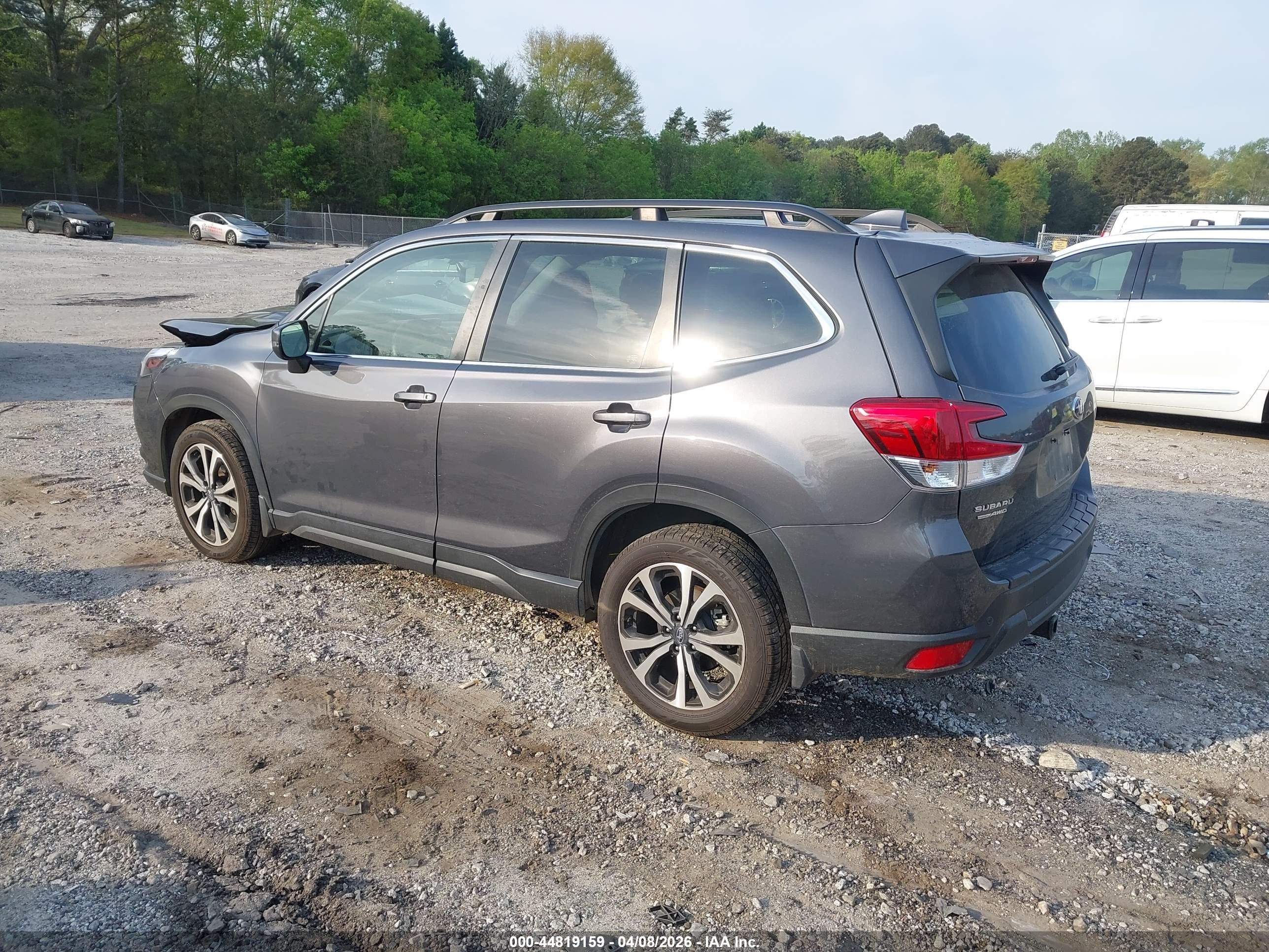 SUBARU FORESTER image 3