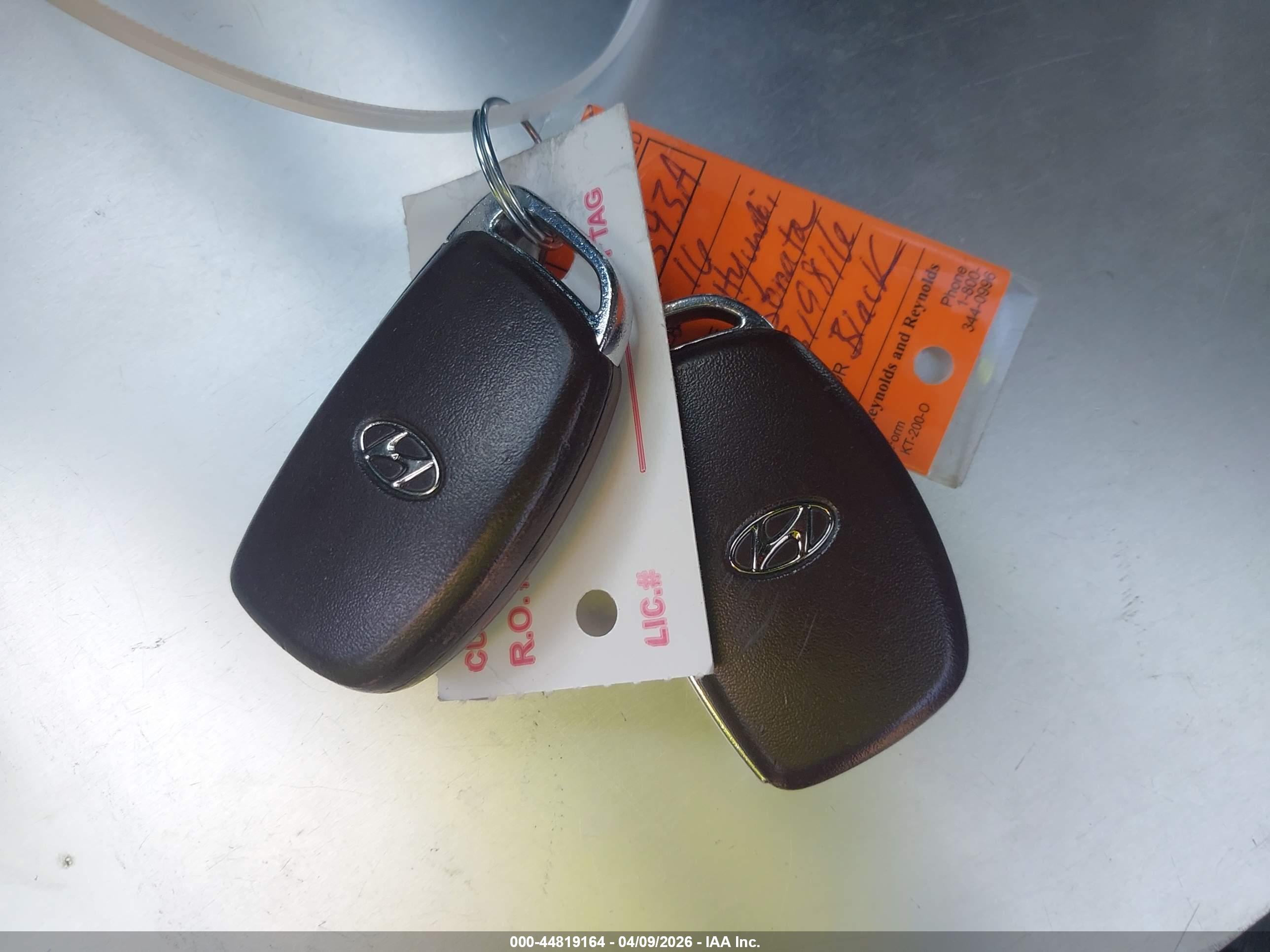 HYUNDAI SONATA image 11