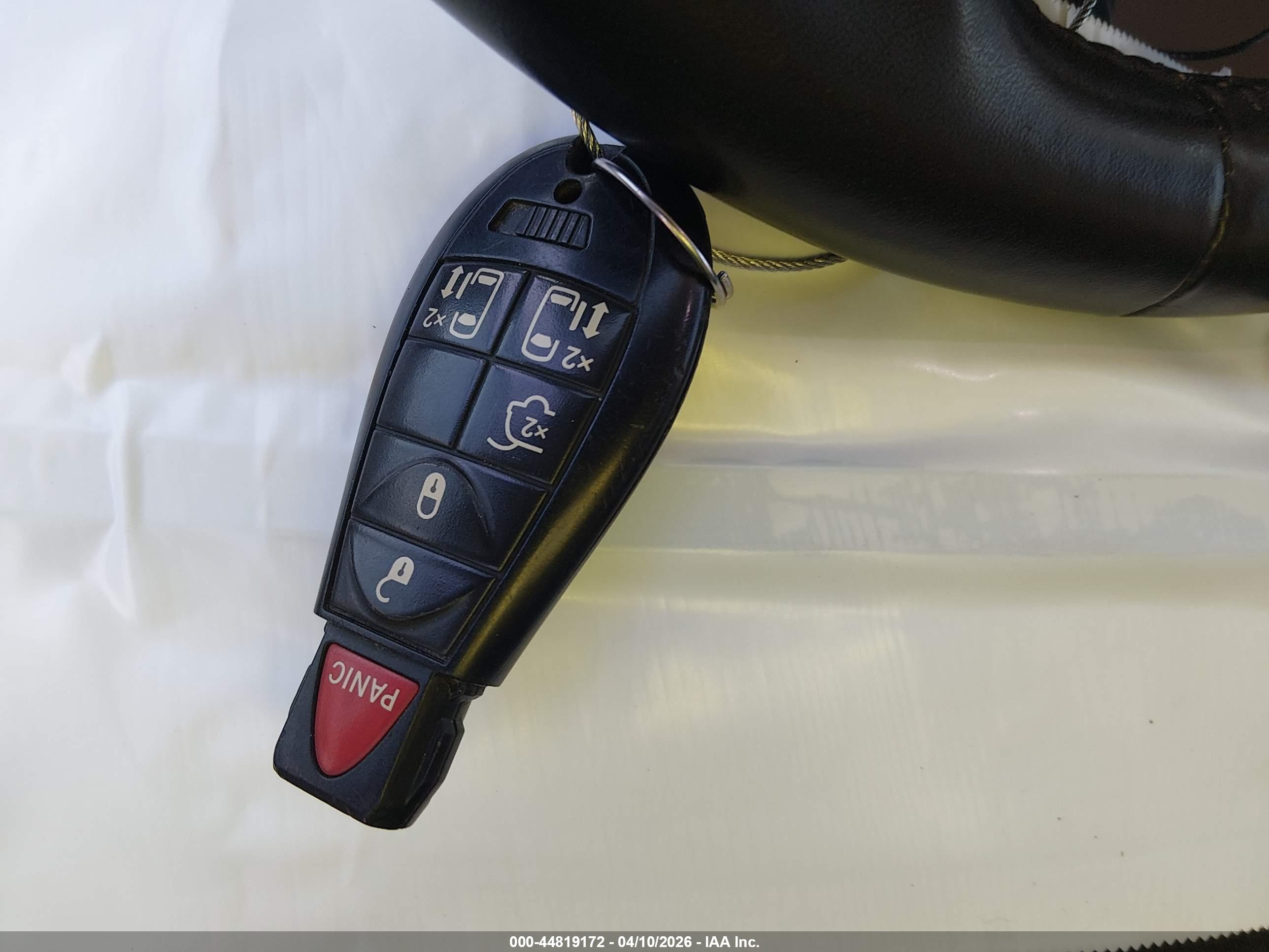 CHRYSLER TOWN image 11