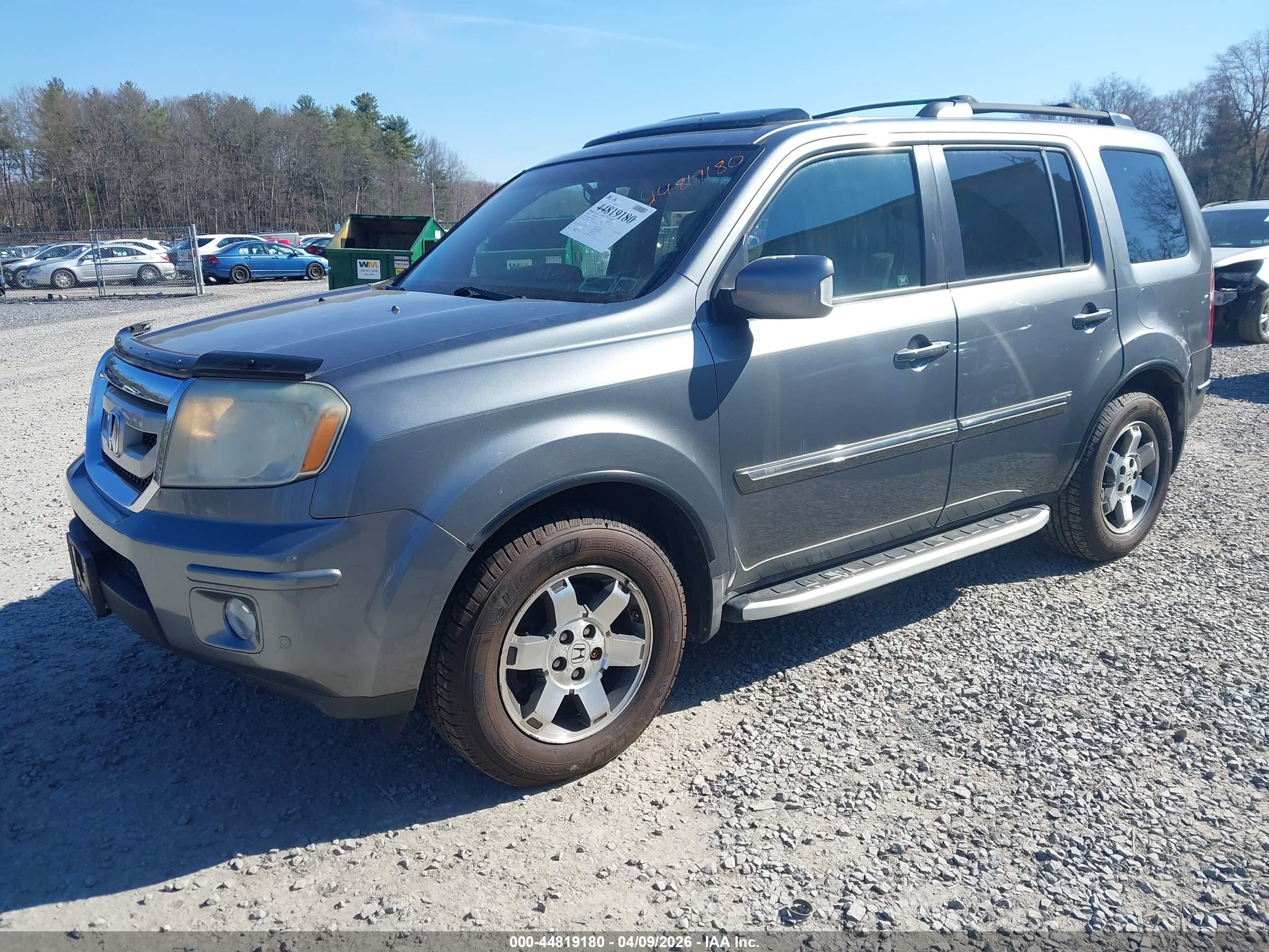 HONDA PILOT image 2