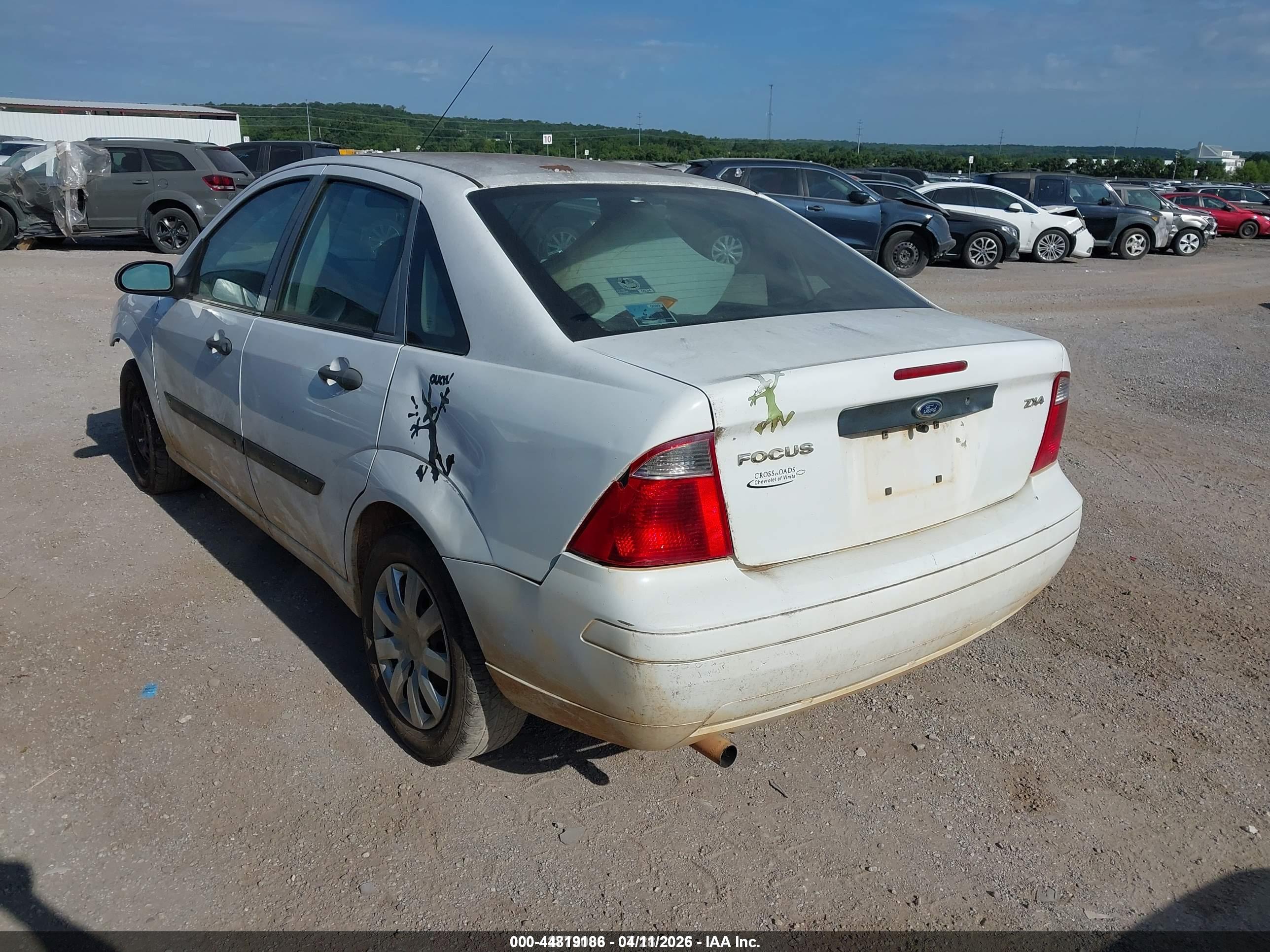 FORD FOCUS image 3
