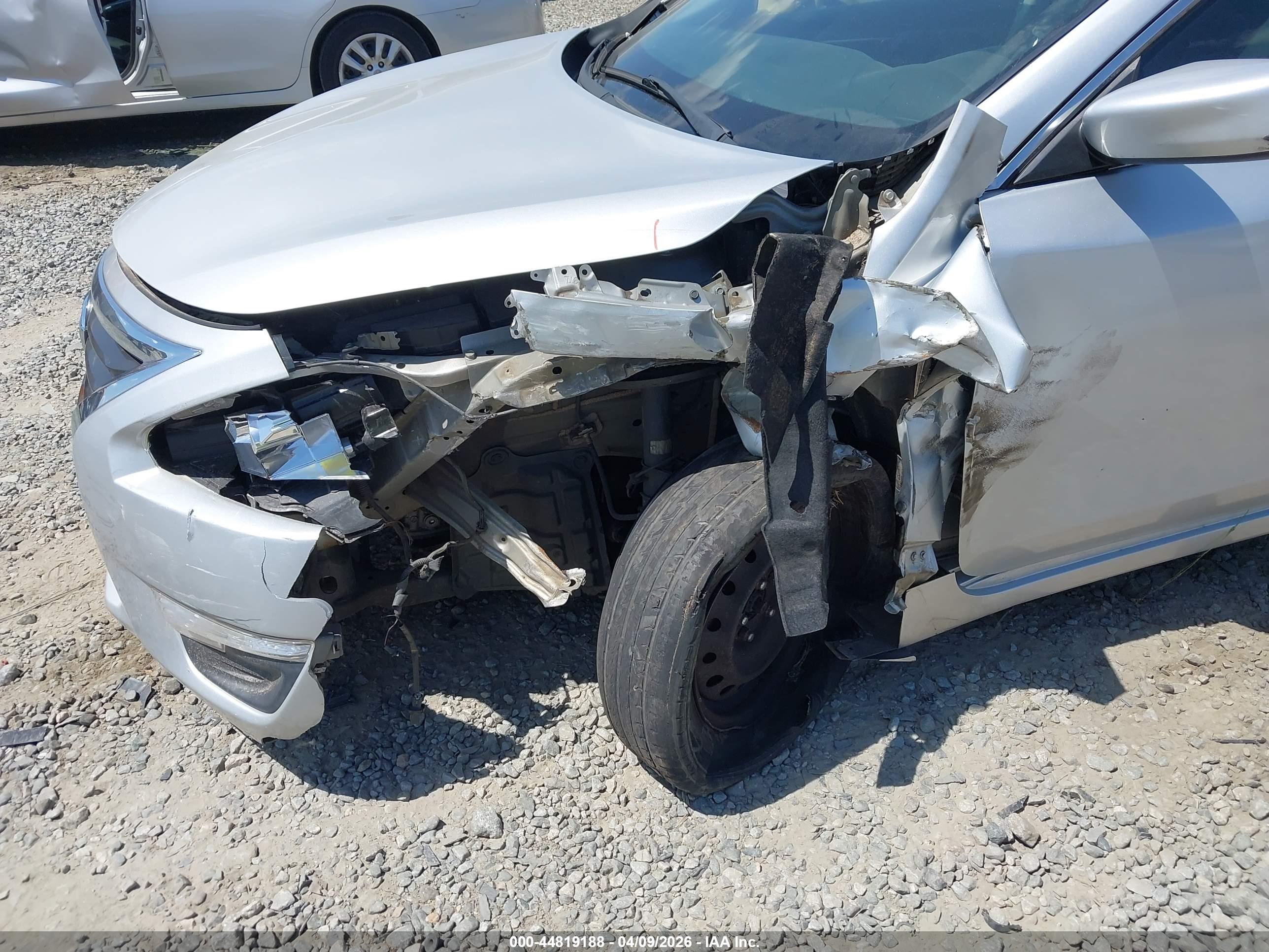 NISSAN ALTIMA image 6