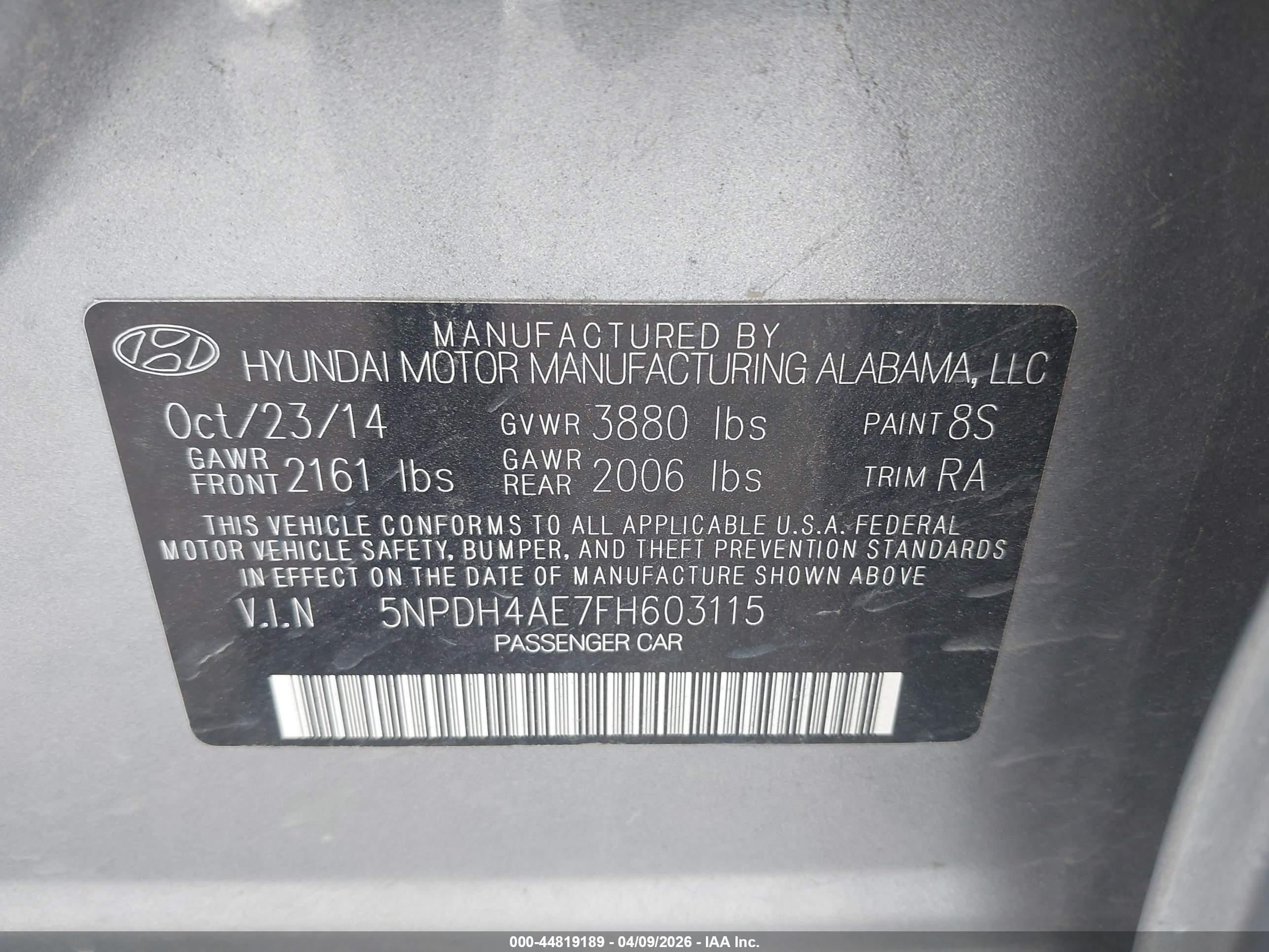 HYUNDAI ELANTRA image 9