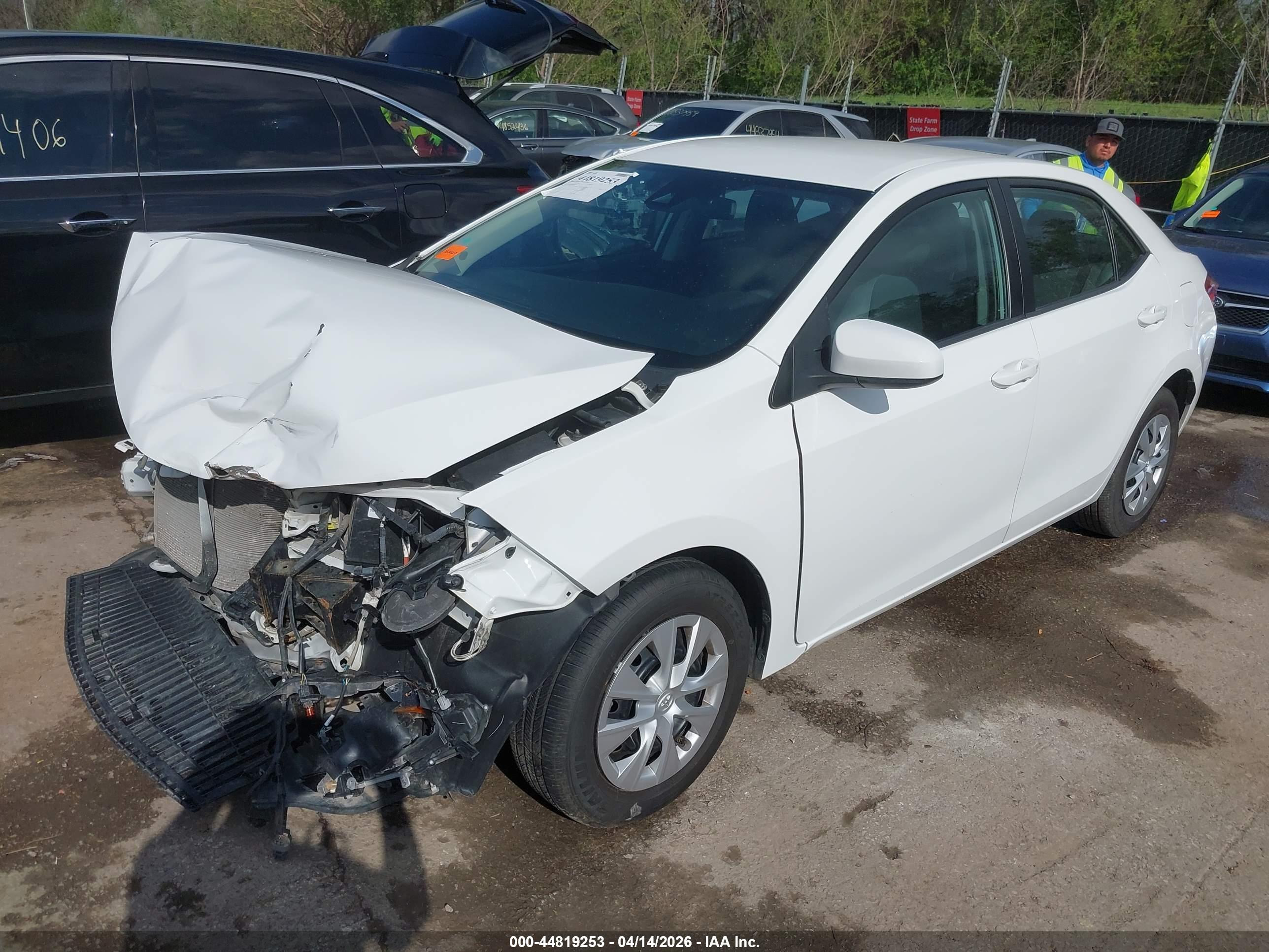 TOYOTA COROLLA image 2
