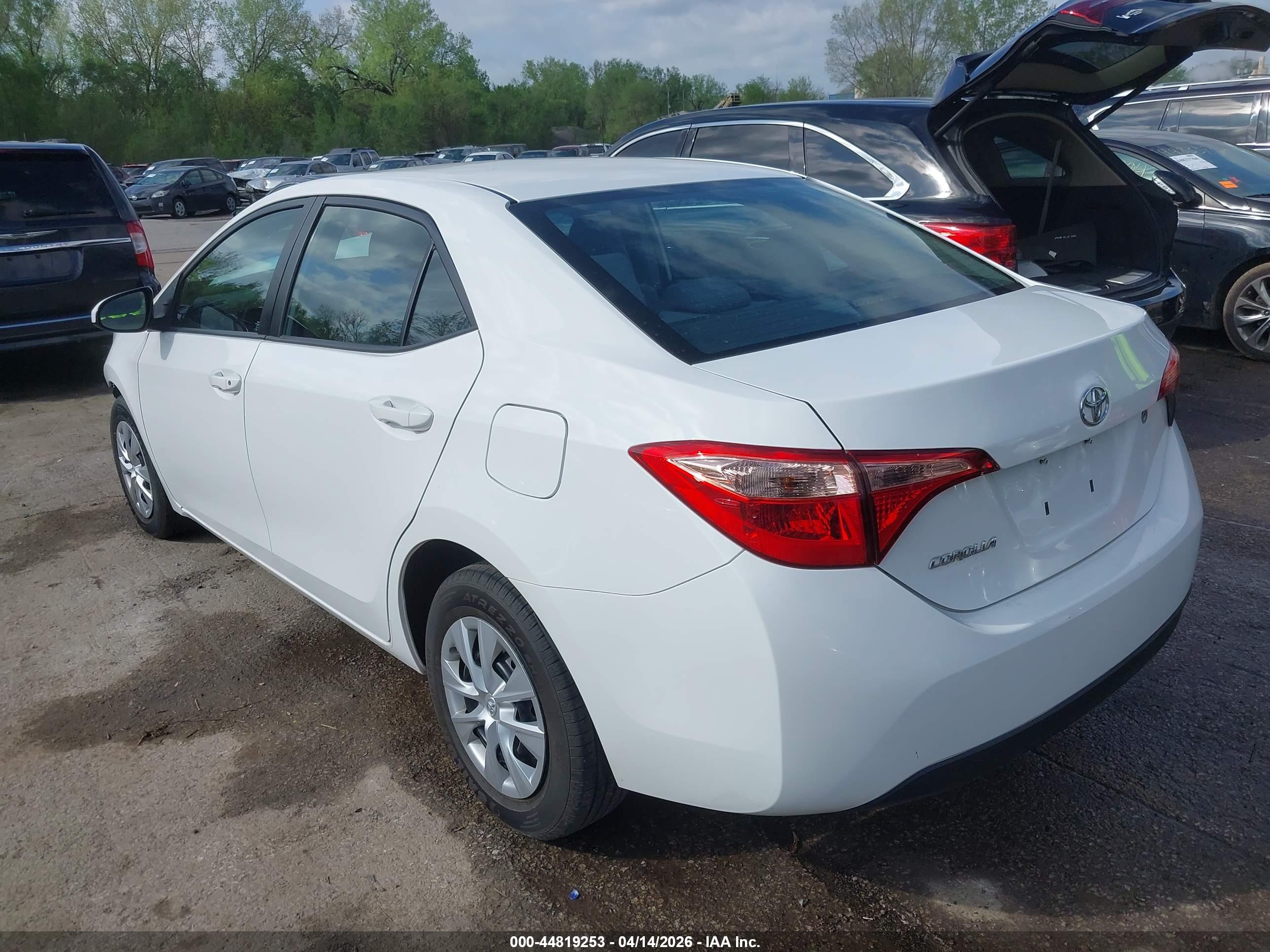 TOYOTA COROLLA image 3