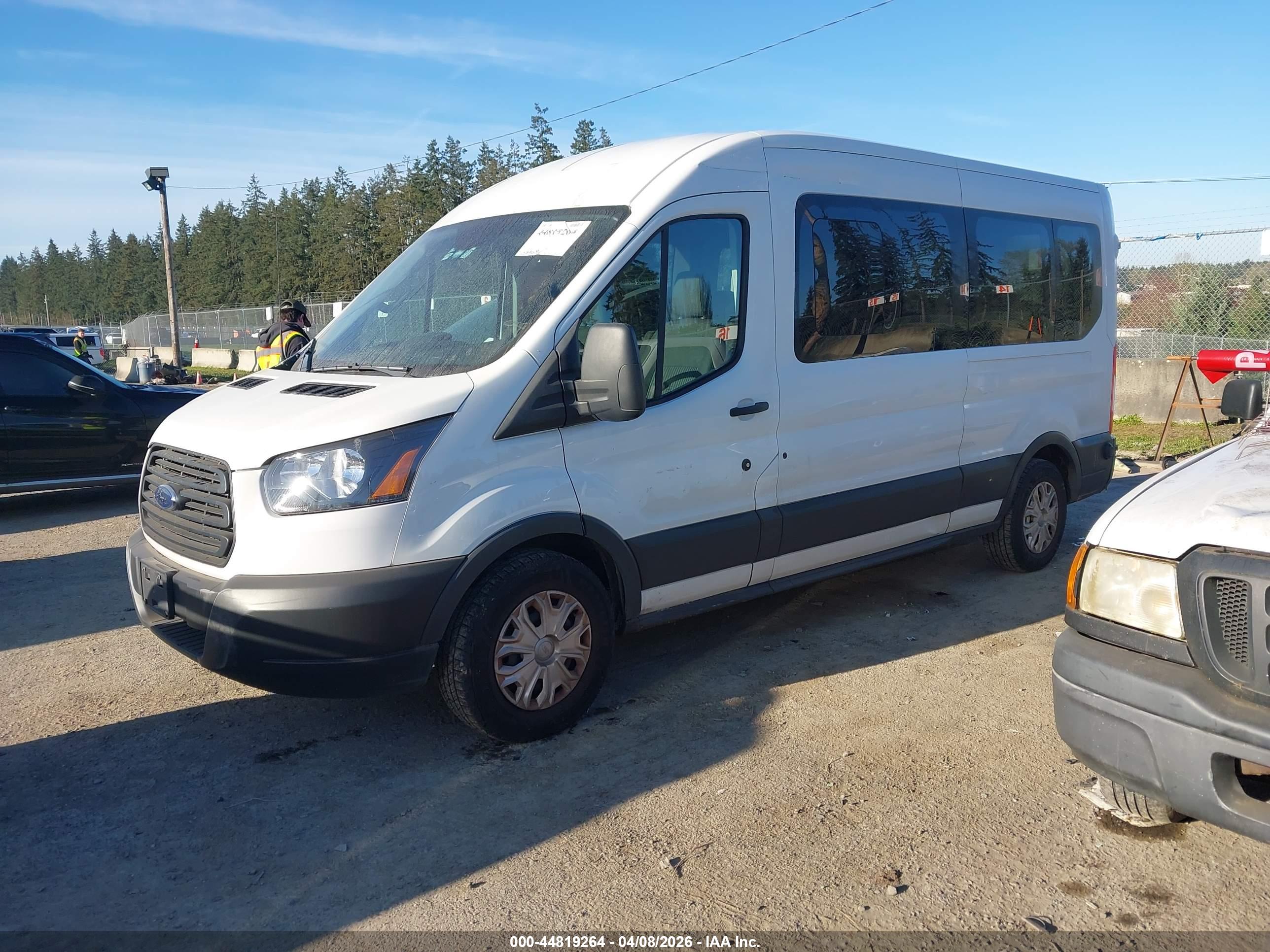 FORD TRANSIT-350 image 2