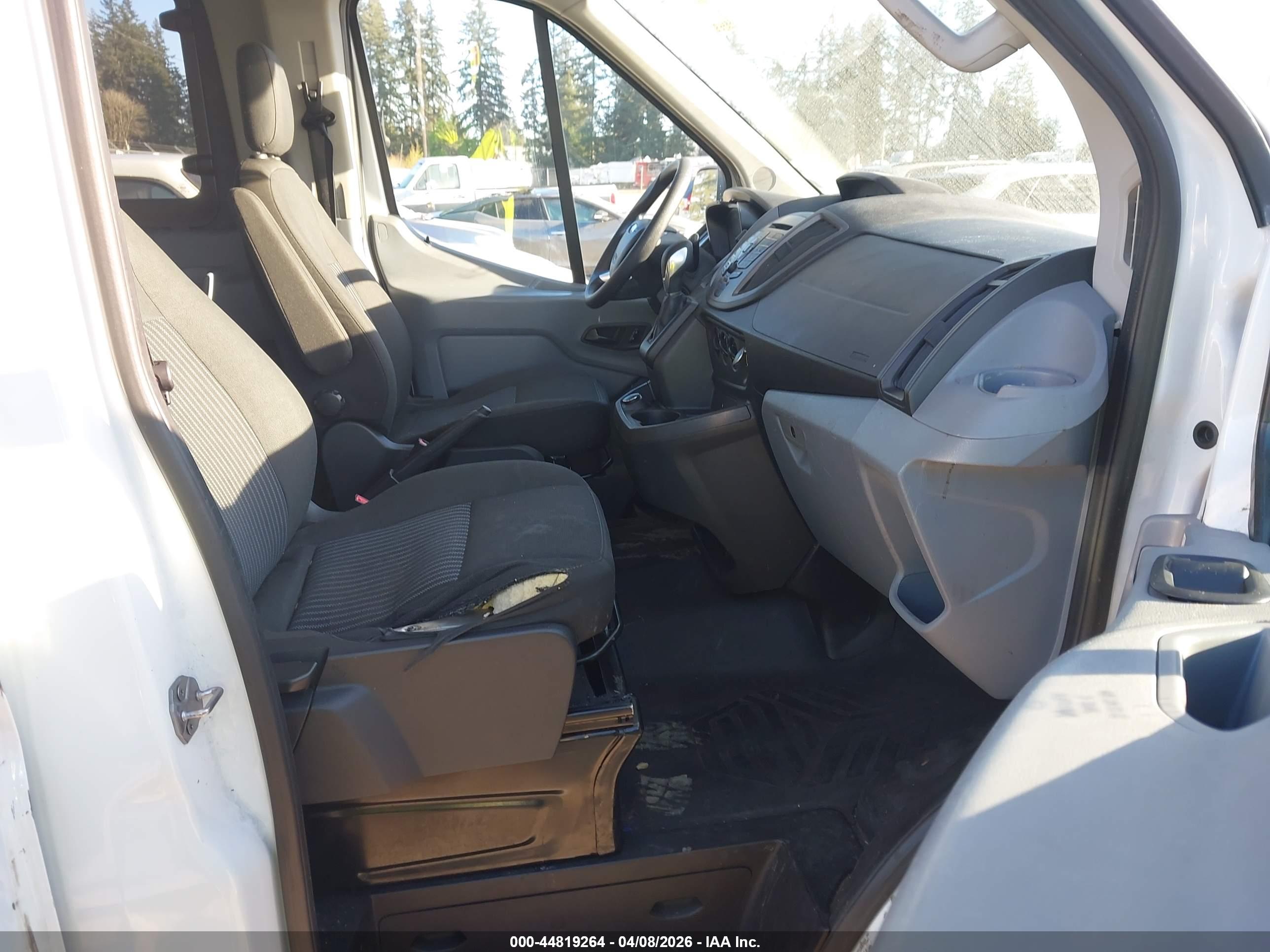 FORD TRANSIT-350 image 5