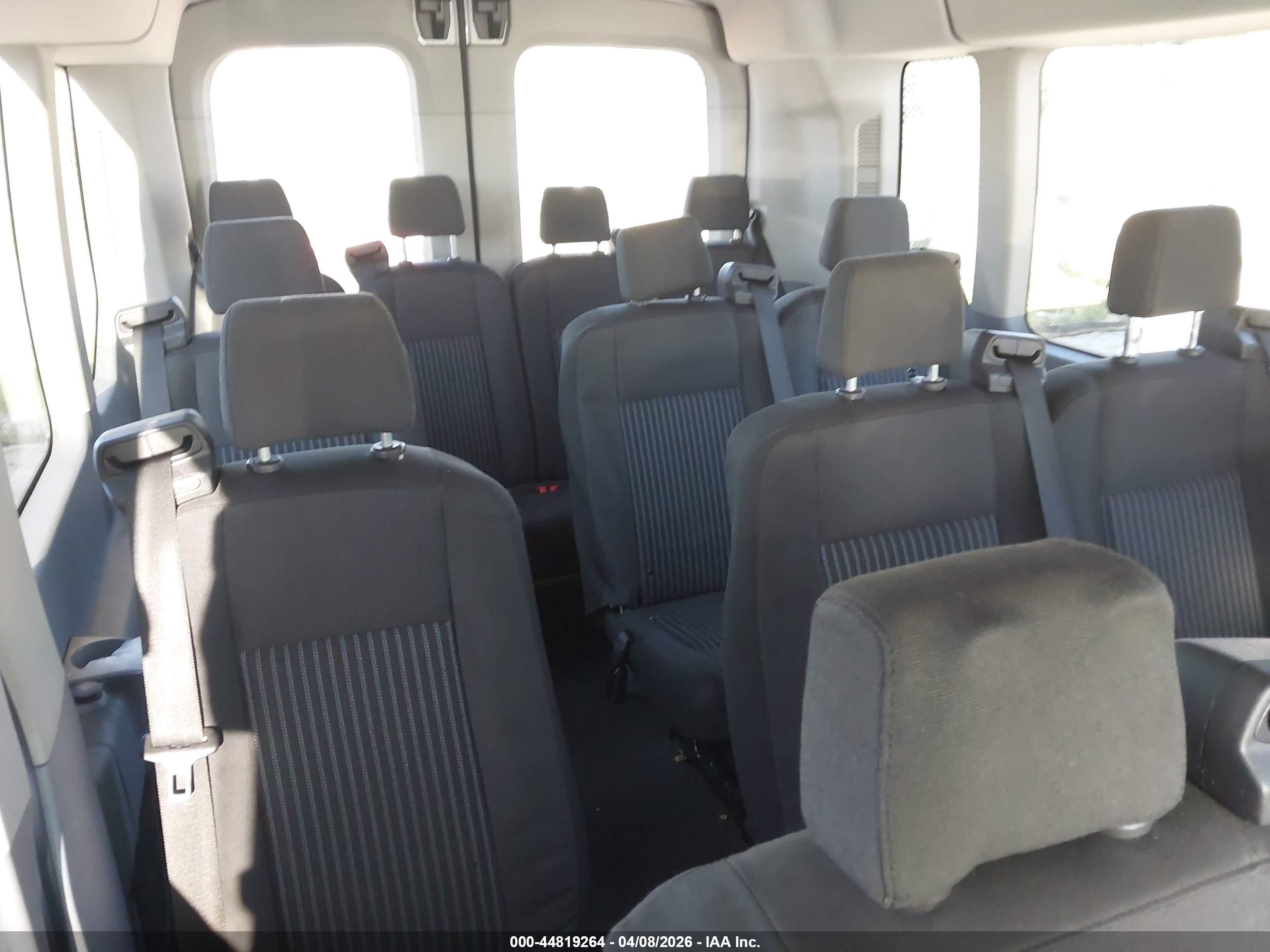 FORD TRANSIT-350 image 8
