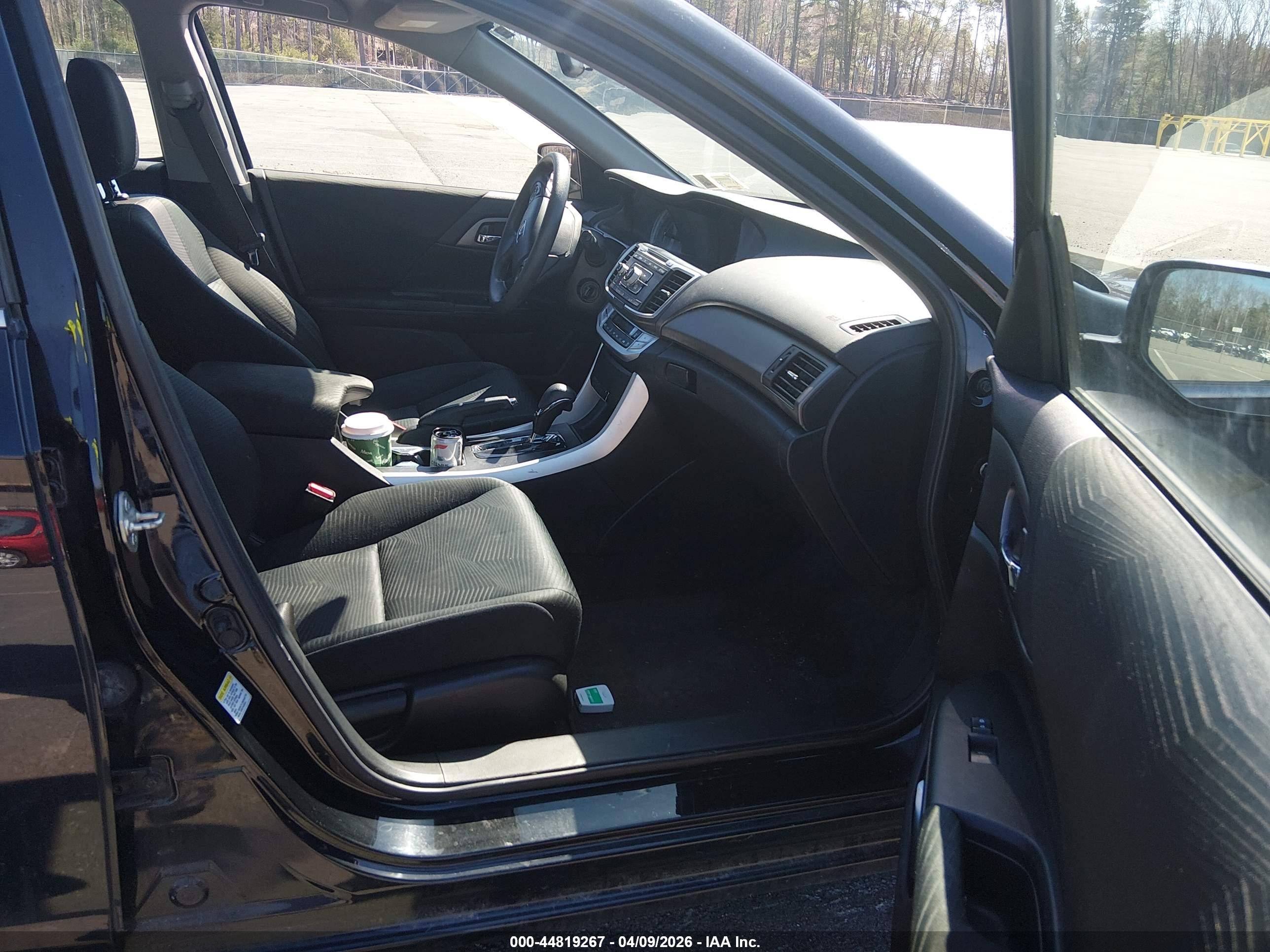 HONDA ACCORD image 5