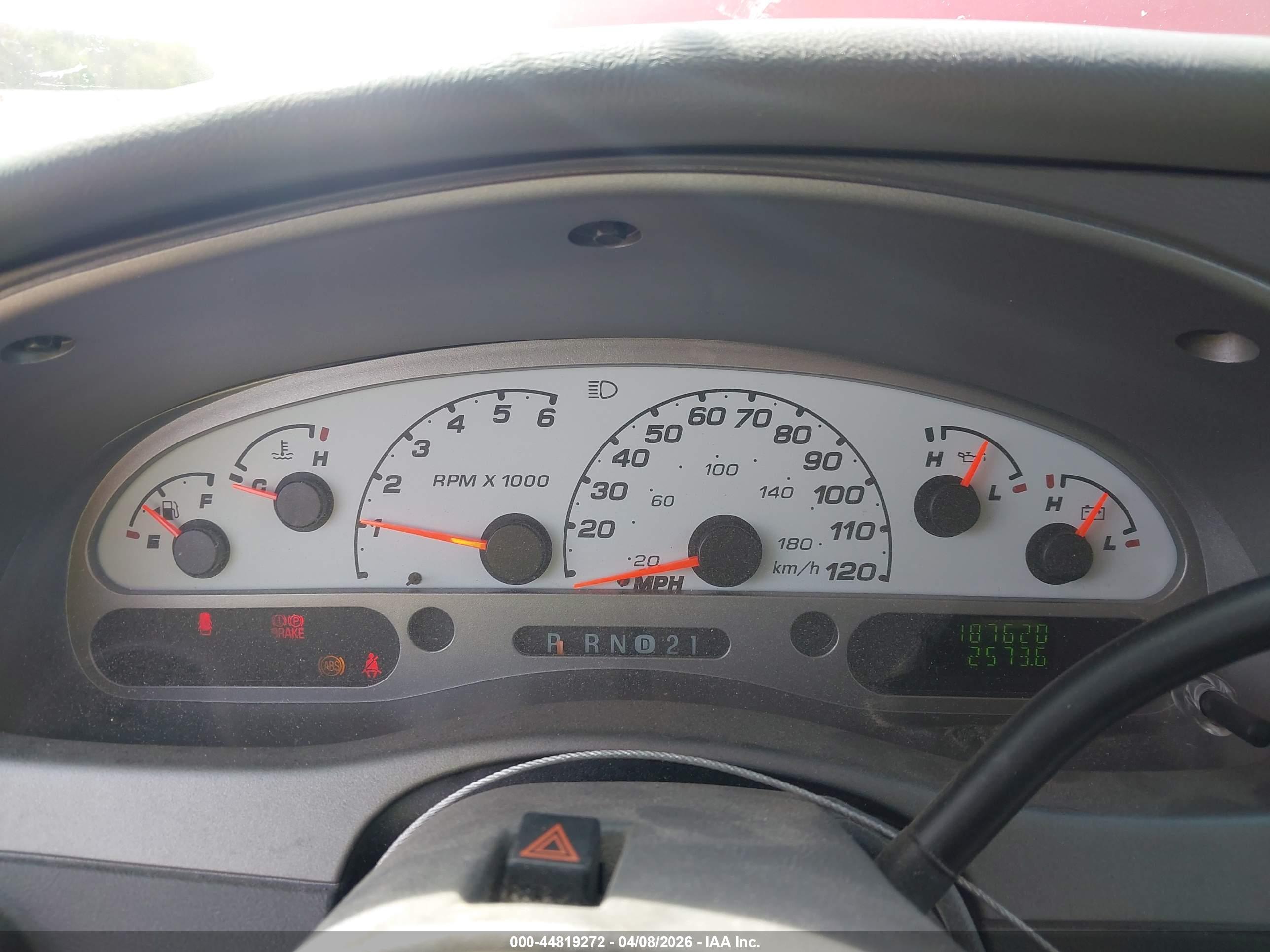 FORD EXPLORER image 7
