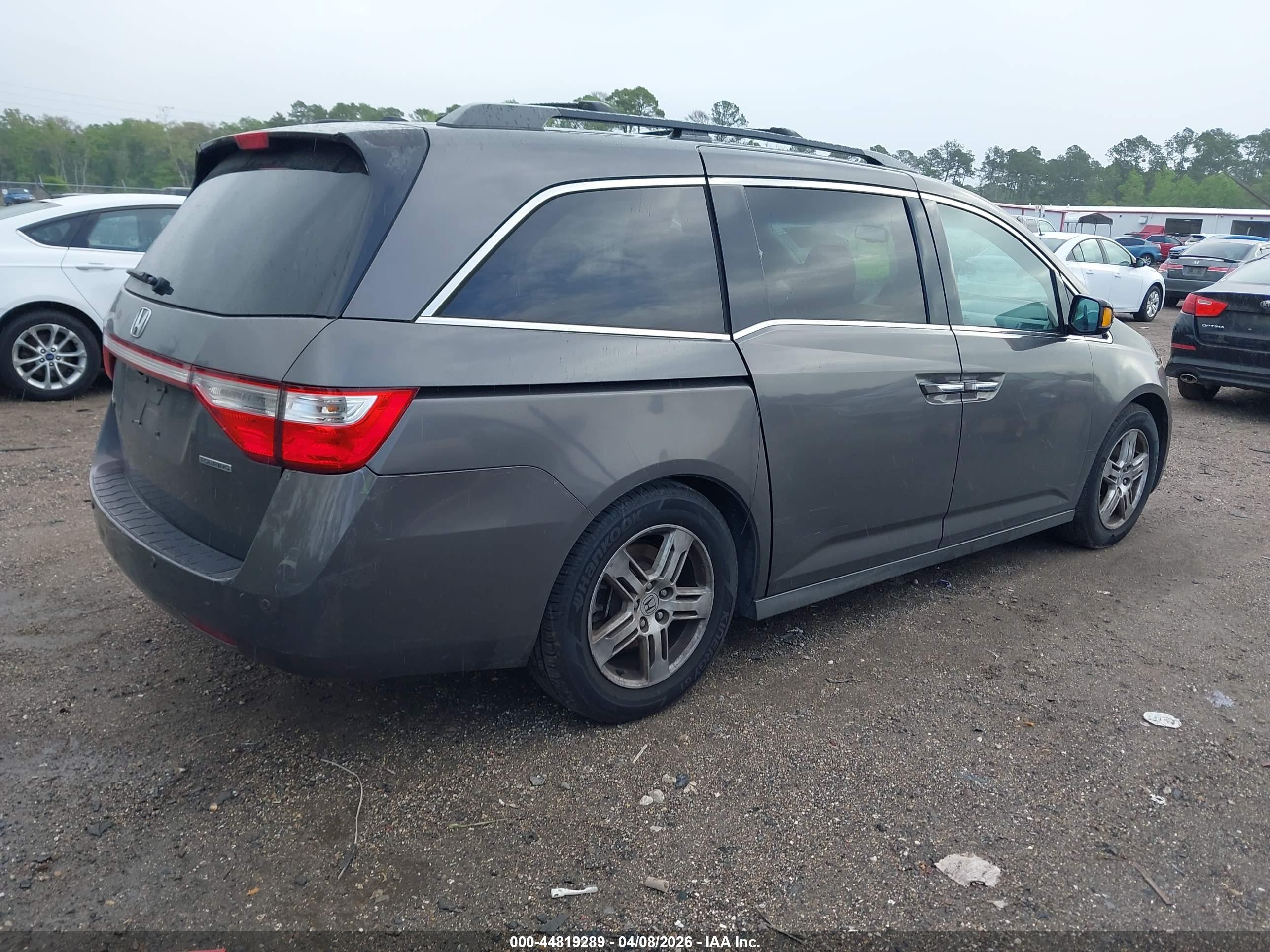 HONDA ODYSSEY image 4