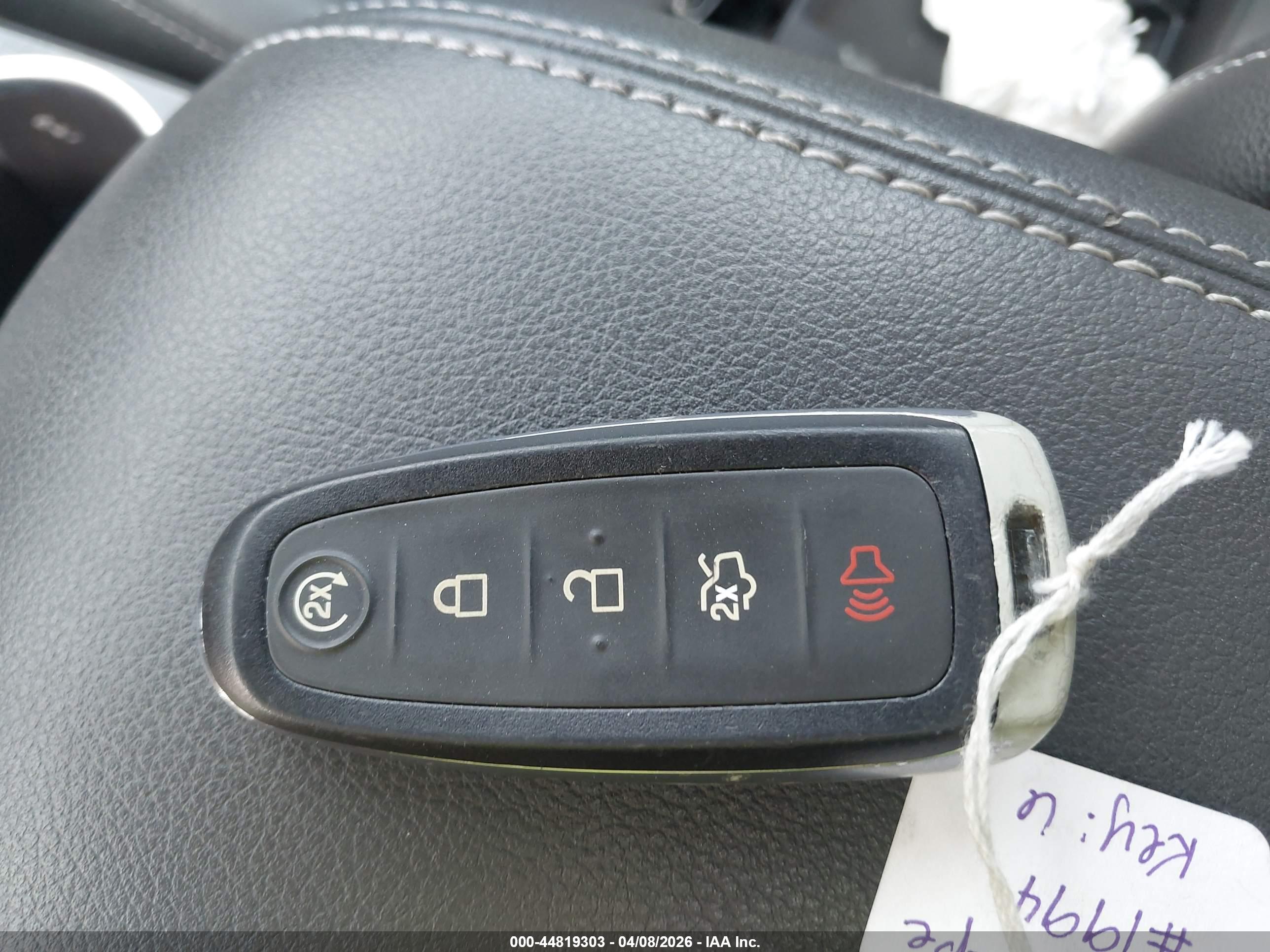 FORD ESCAPE image 11